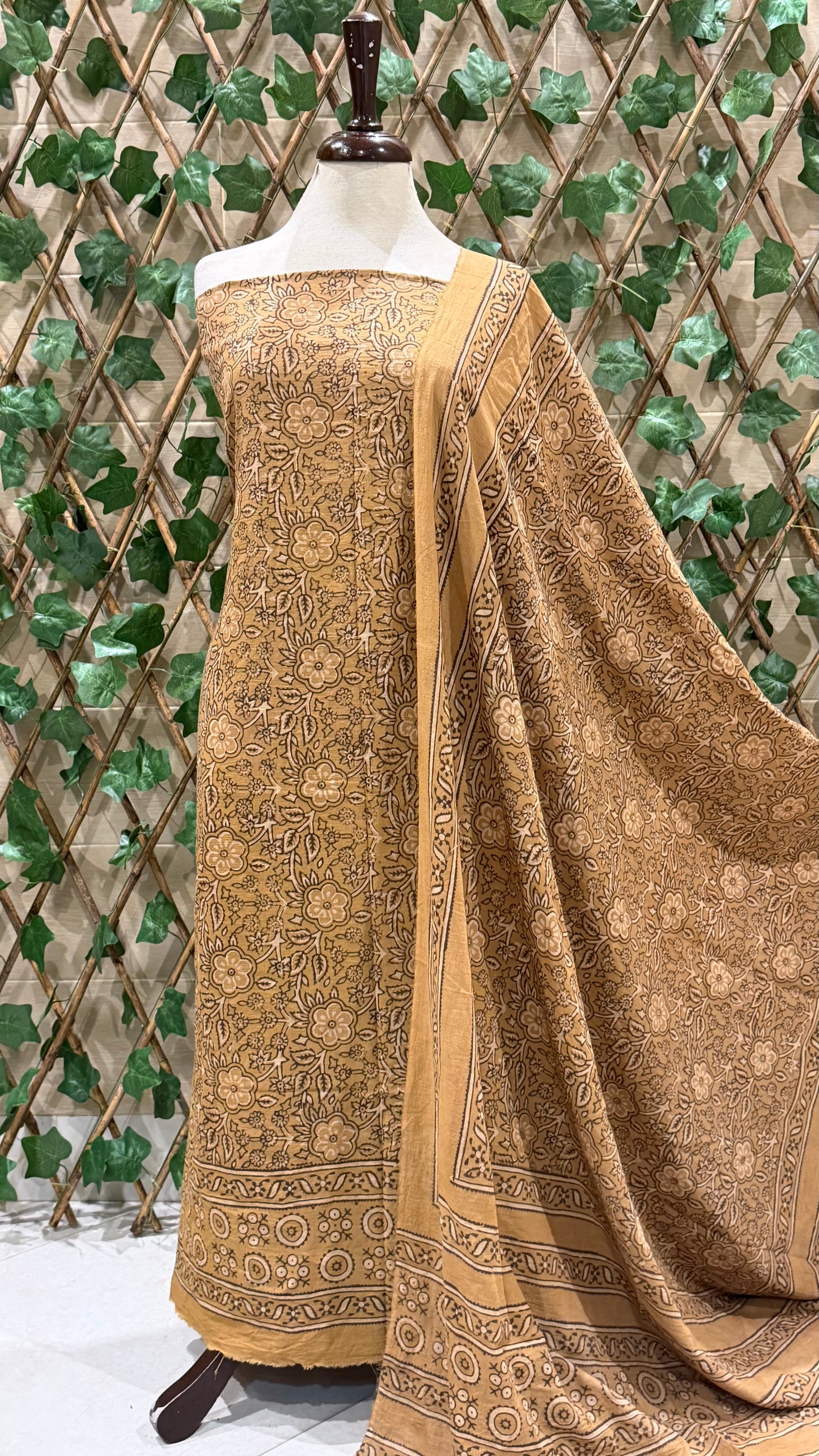 Lawn Natural dyed Shirt and dupatta