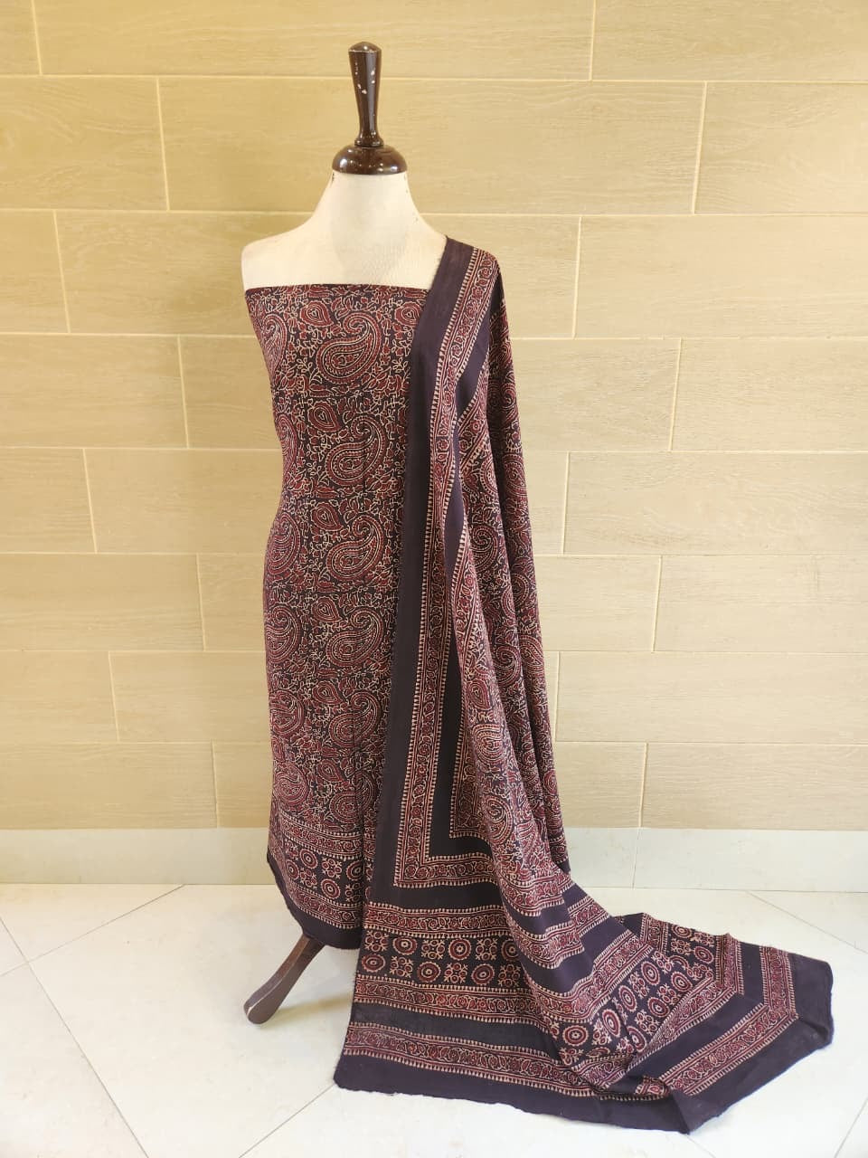 Lawn Natural dyed shirt and Dupatta