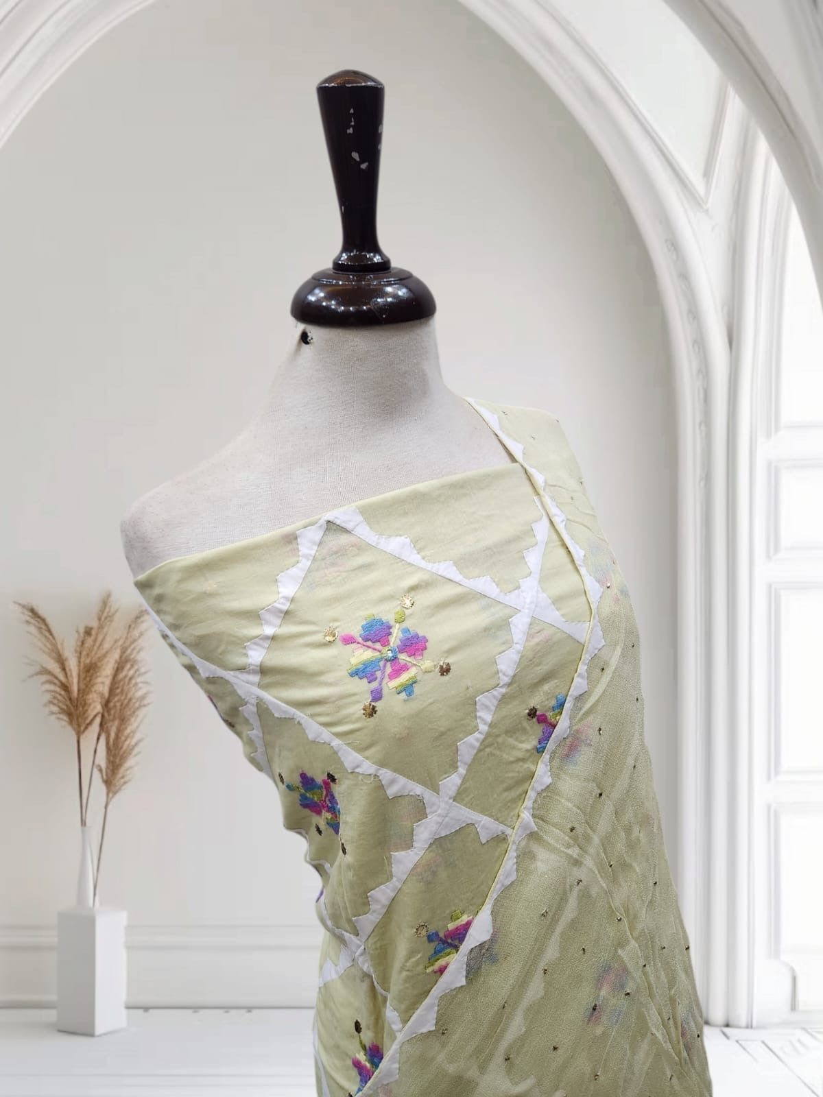 Fully applique hand embroidered with mukesh 2pc