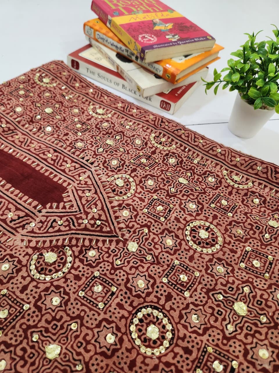 Lawn Natural Dyed Shirt With Adda Work