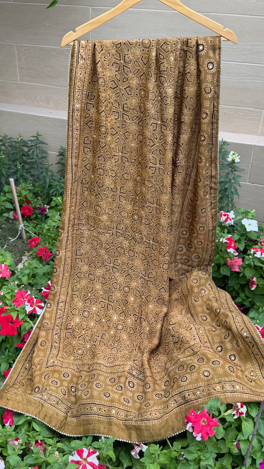 Medium silk Dupatta with Mukesh