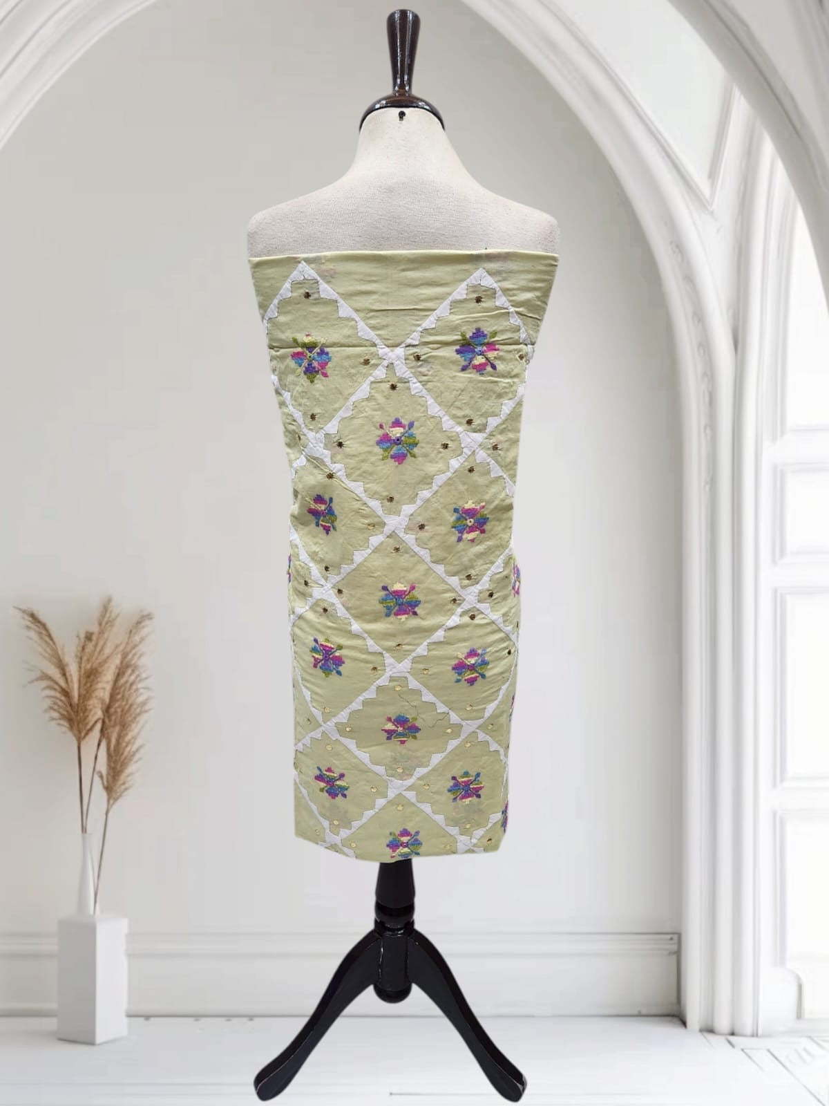 Fully applique hand embroidered with mukesh 2pc