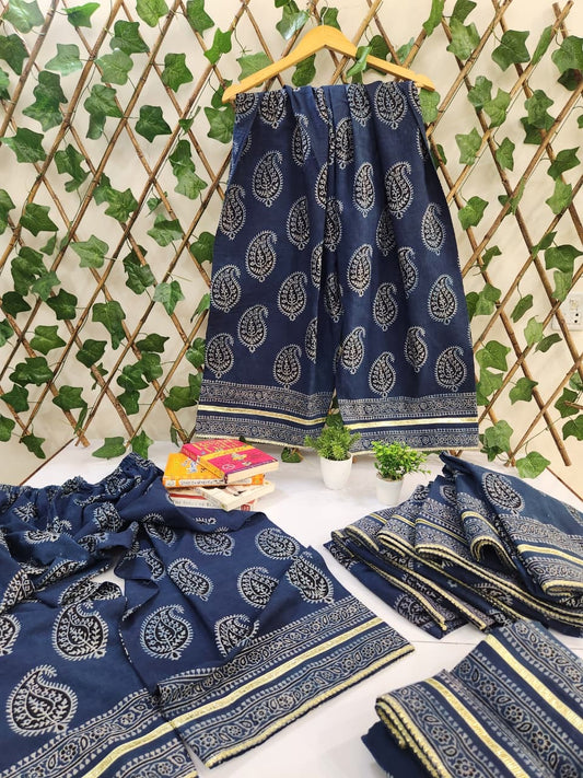 Lawn Farshi Shalwar