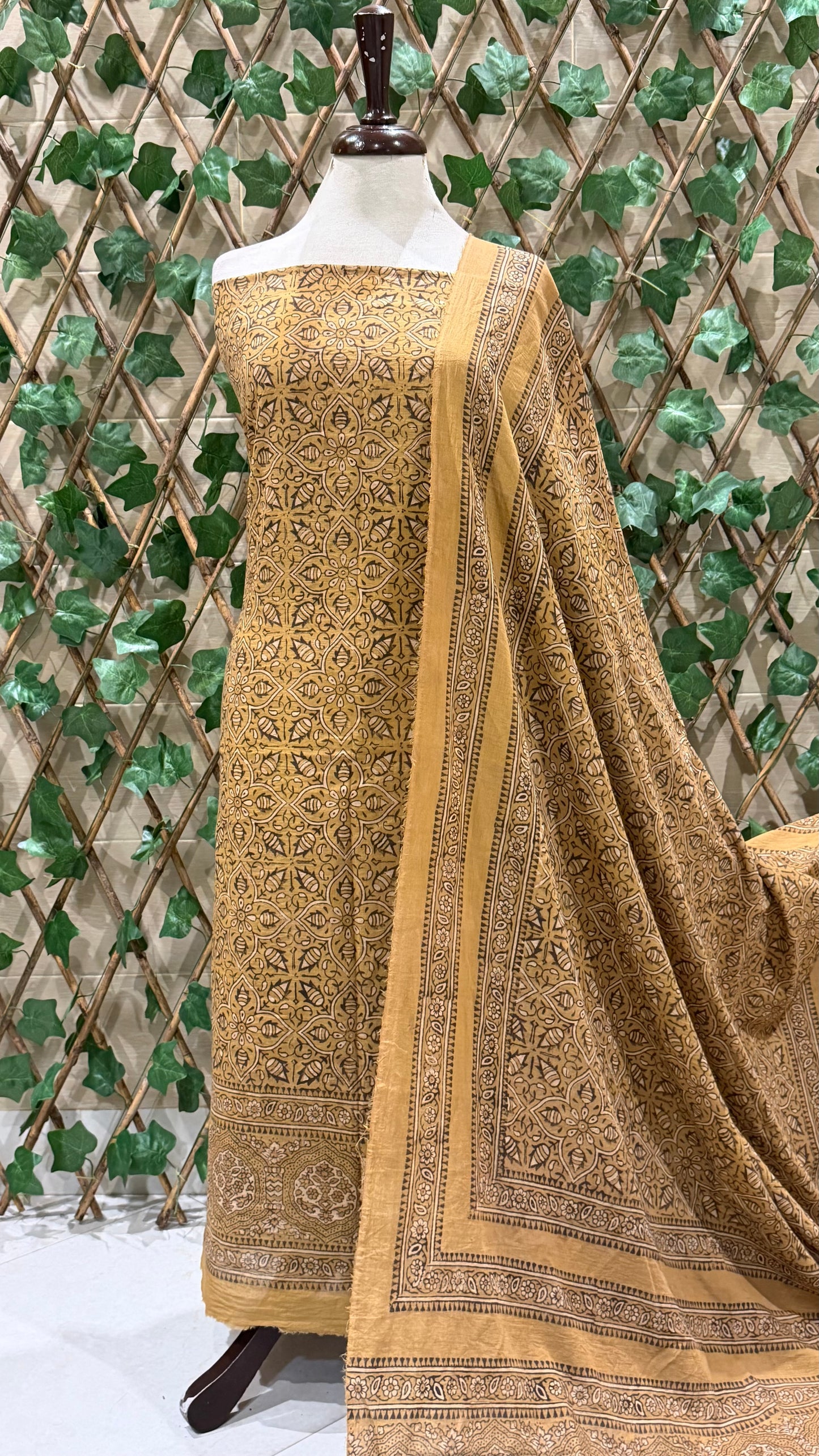 Lawn Natural dyed Shirt and dupatta