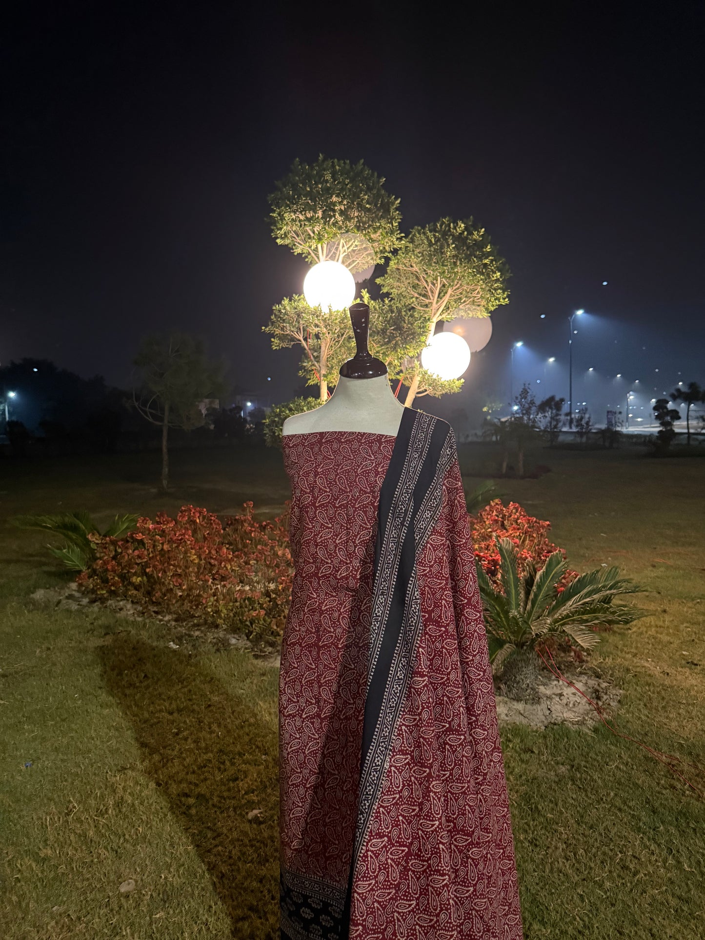 Lawn Natural dyed Shirt and dupatta