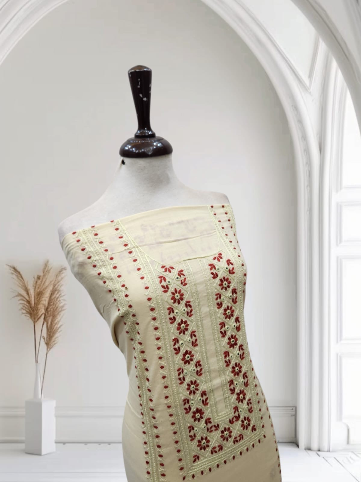Almond shade lawn sale wali shirt