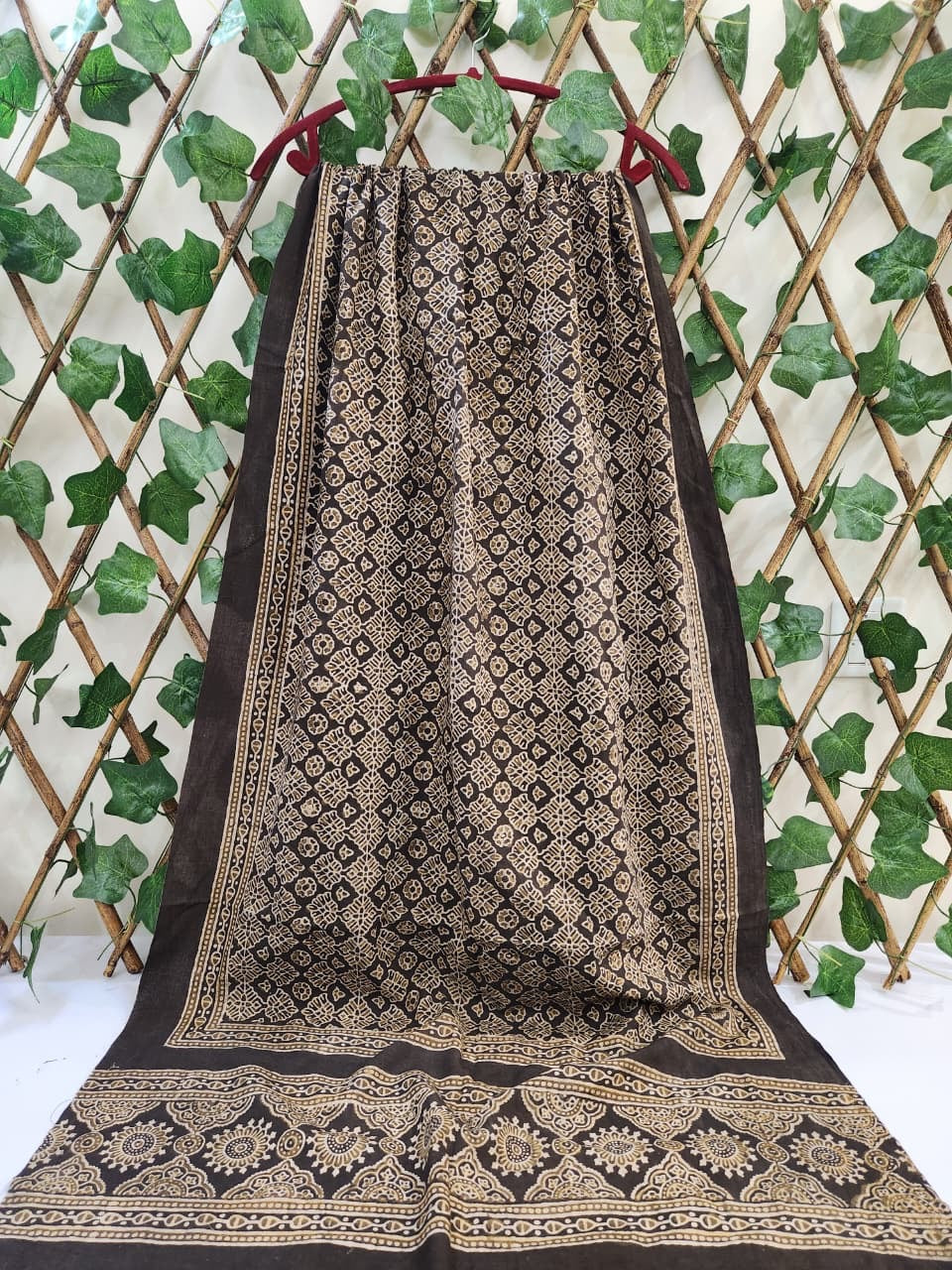 Exclusive Lawn Stoller (Mini scarf 🧣) with long lenght