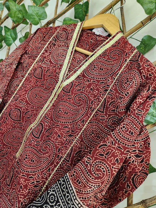 Stitched Lawn shirt size Small (advance payment)