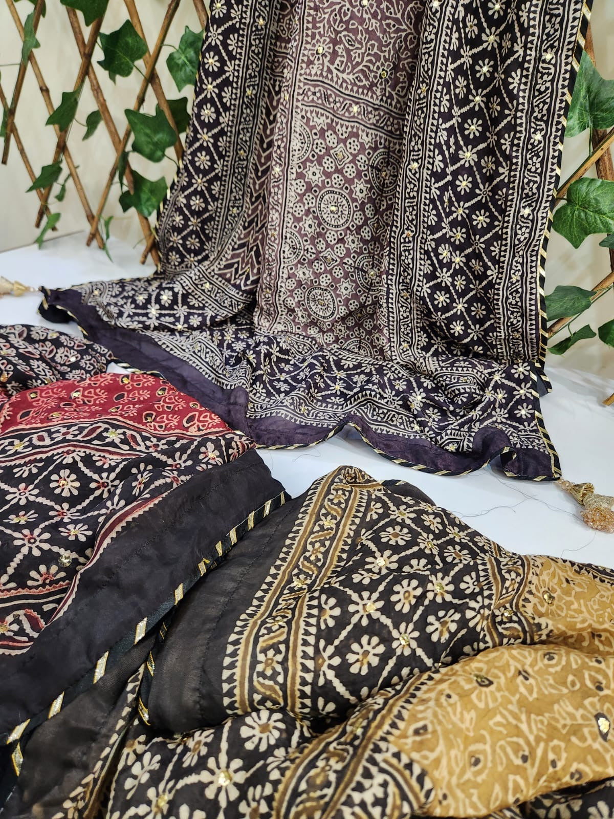 Natural dyed Silk with Mukesh Dupatta