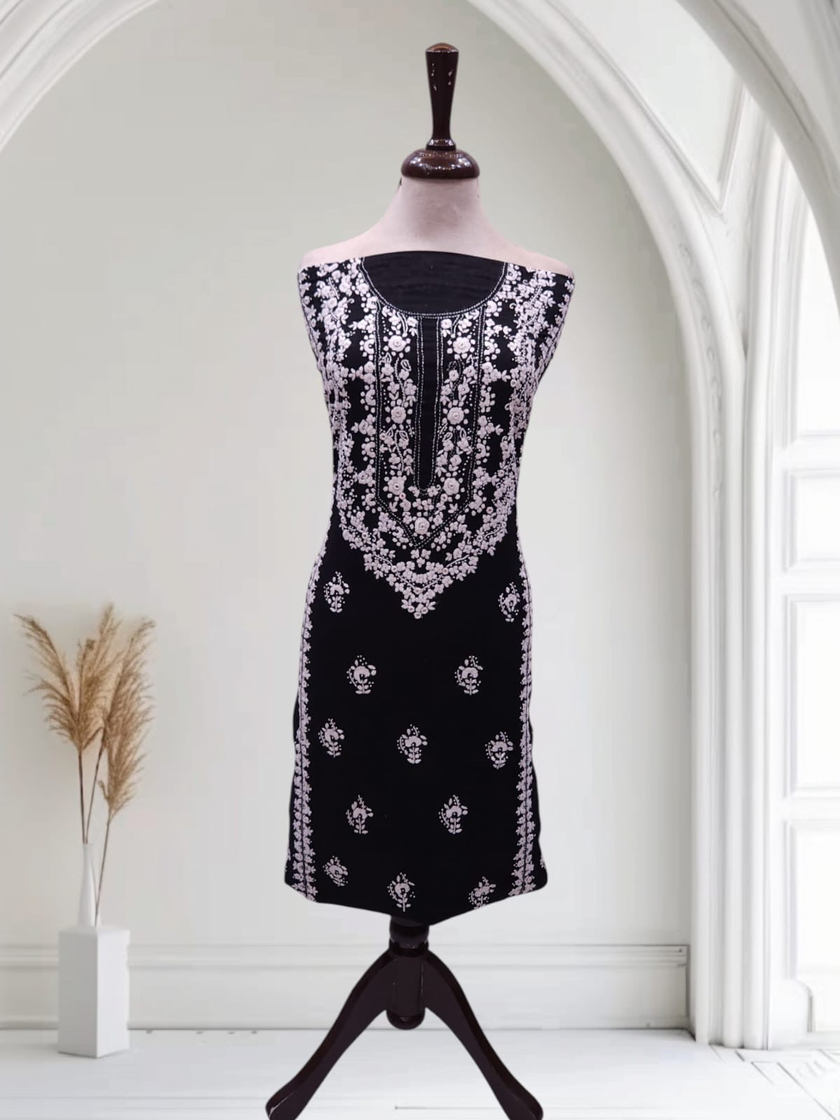 Ek Khaas Shirt Black & White