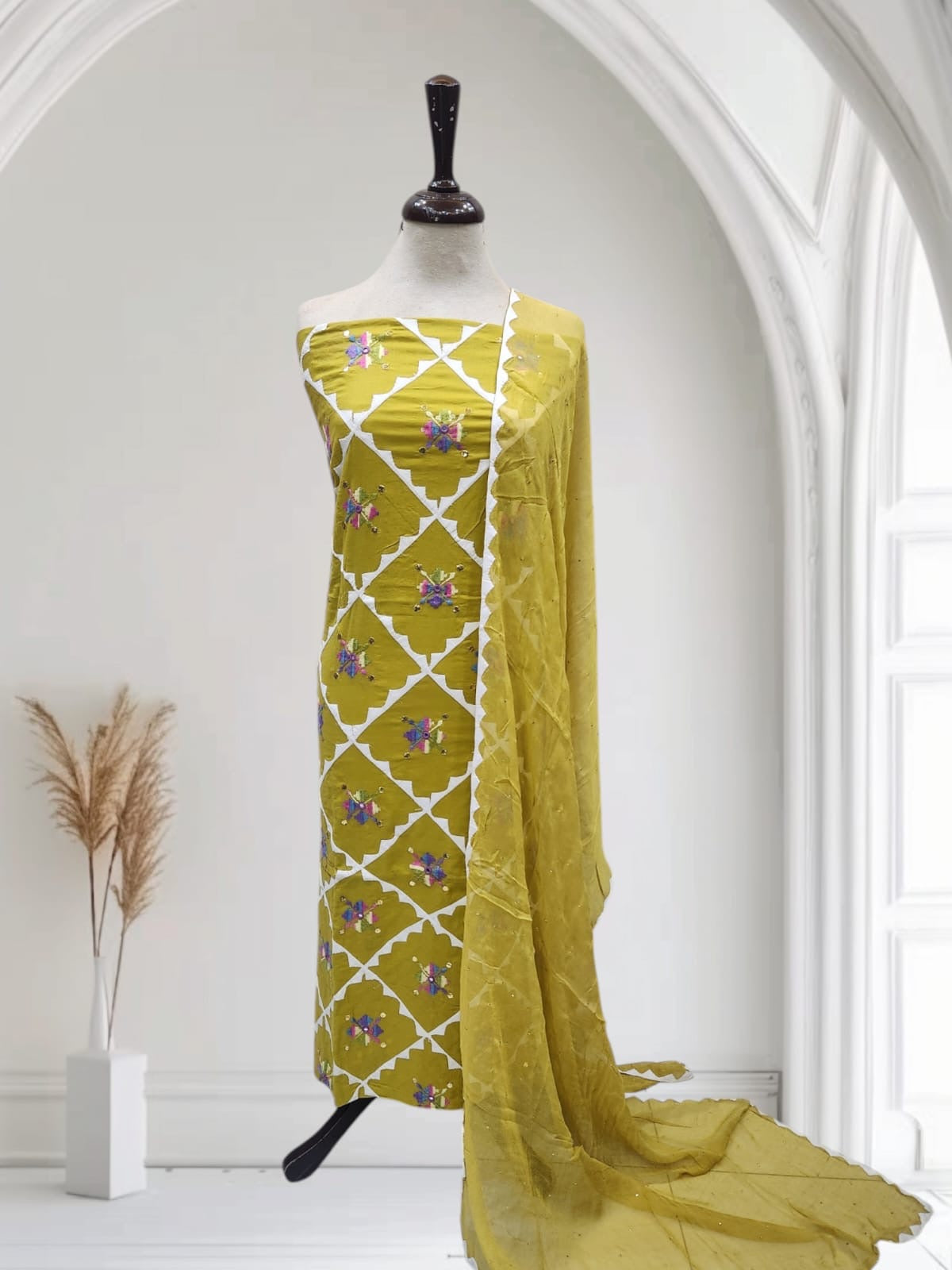 Full Applique Mukesh embroidered lawn shirt with chiffon dupatta
