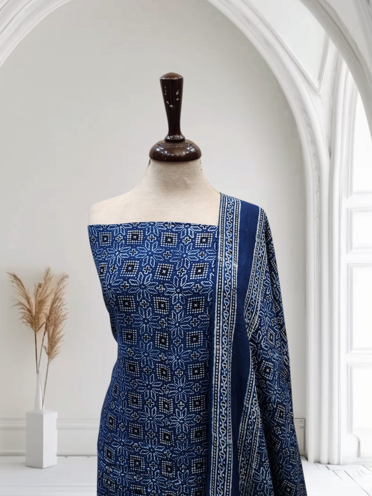 Sale on Linen Natural Dyed 2pc shirt and dupatta
