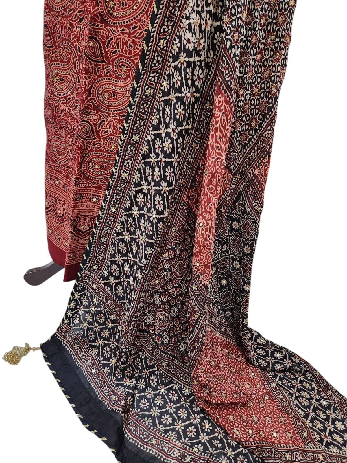 Raw silk with medium silk with Mukesh 3pc