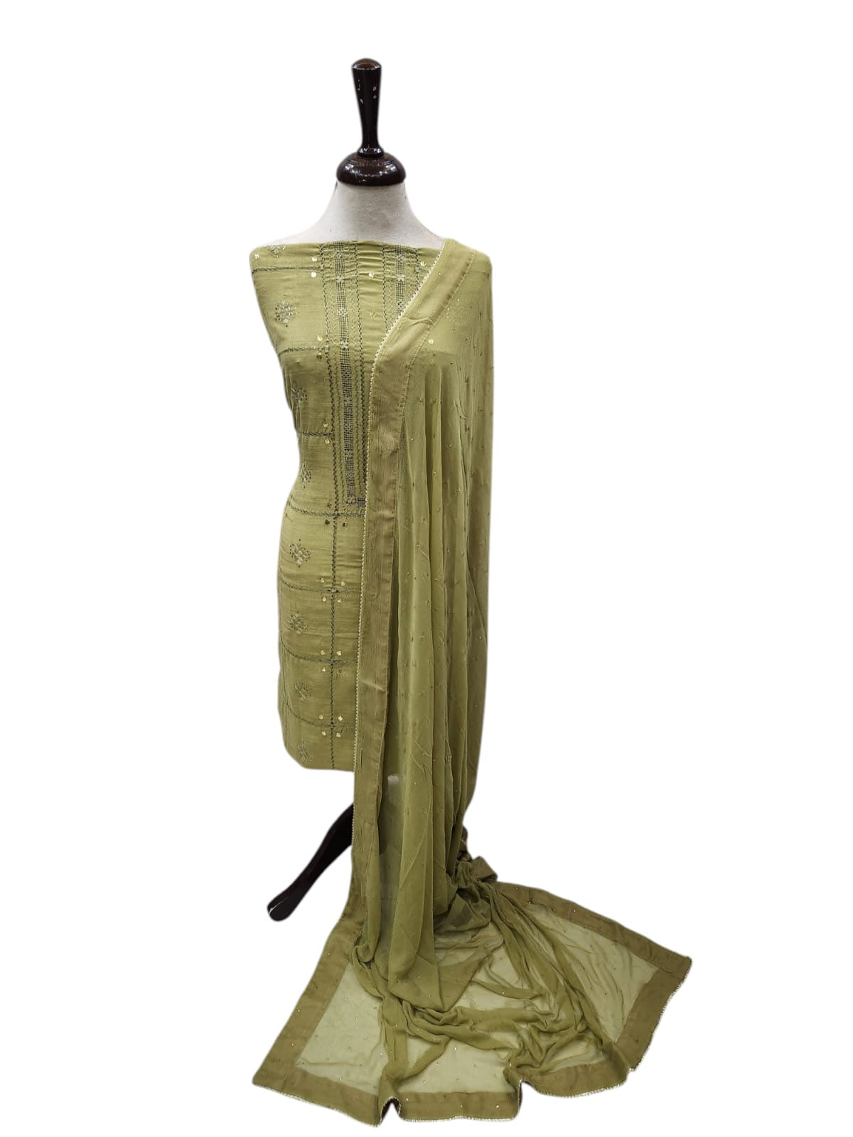 Dried Olives 🫒 Raw silk Tarkashi with Mukesh