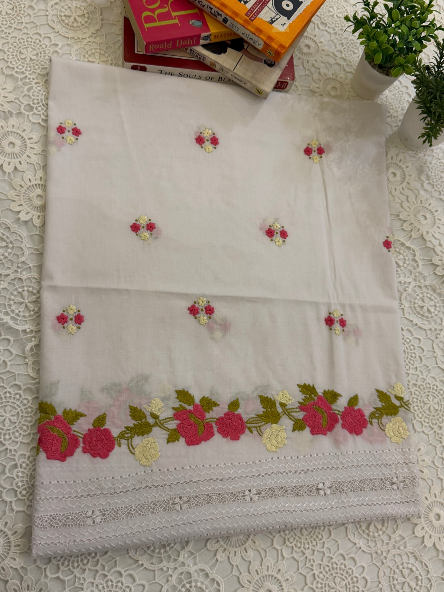Rare Combination of Tarkashi trouser