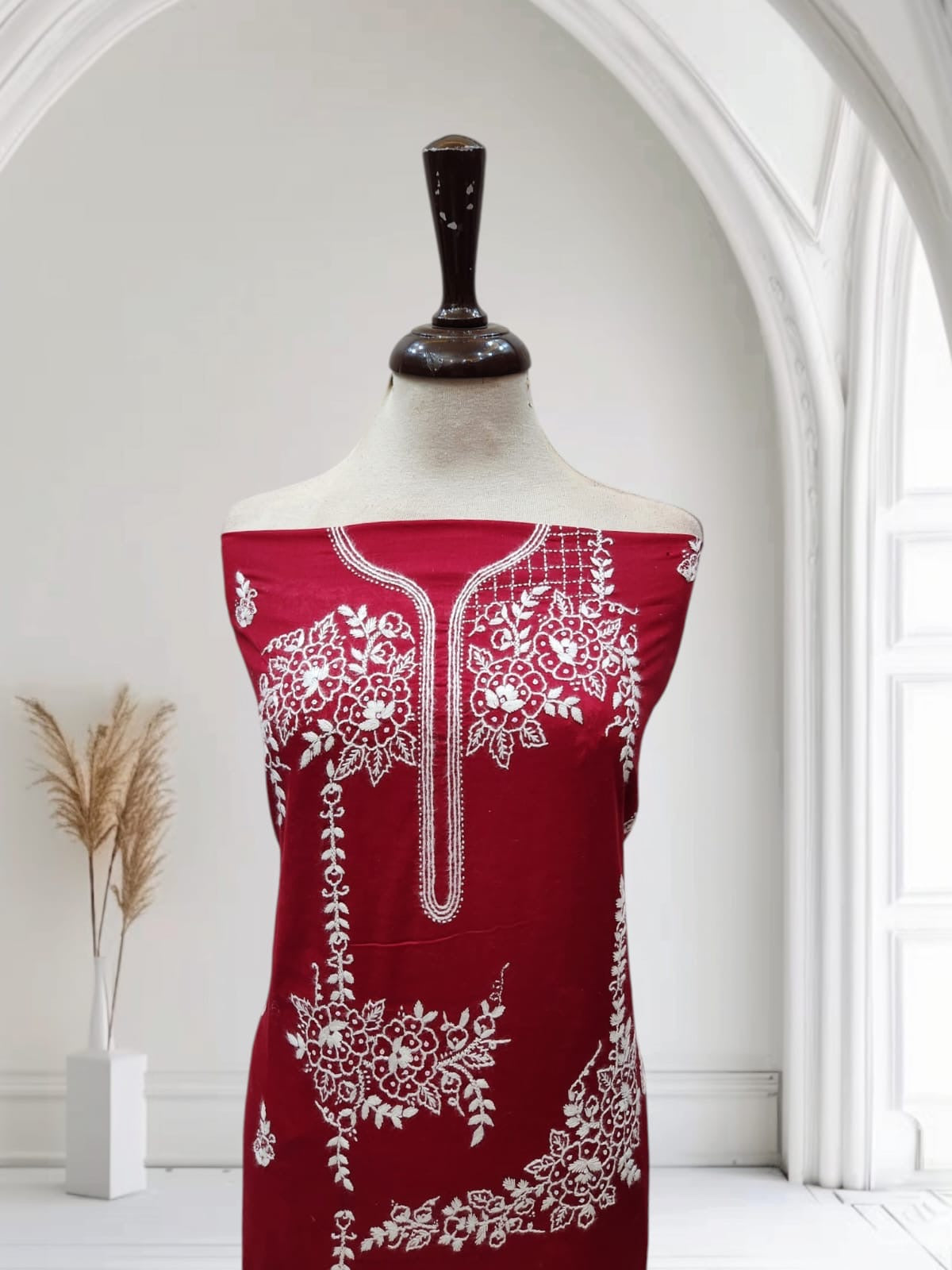 Most demanding Style lawn hand embroidered shirt
