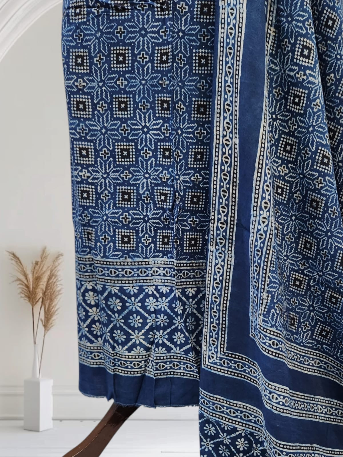 Sale on Linen Natural Dyed 2pc shirt and dupatta