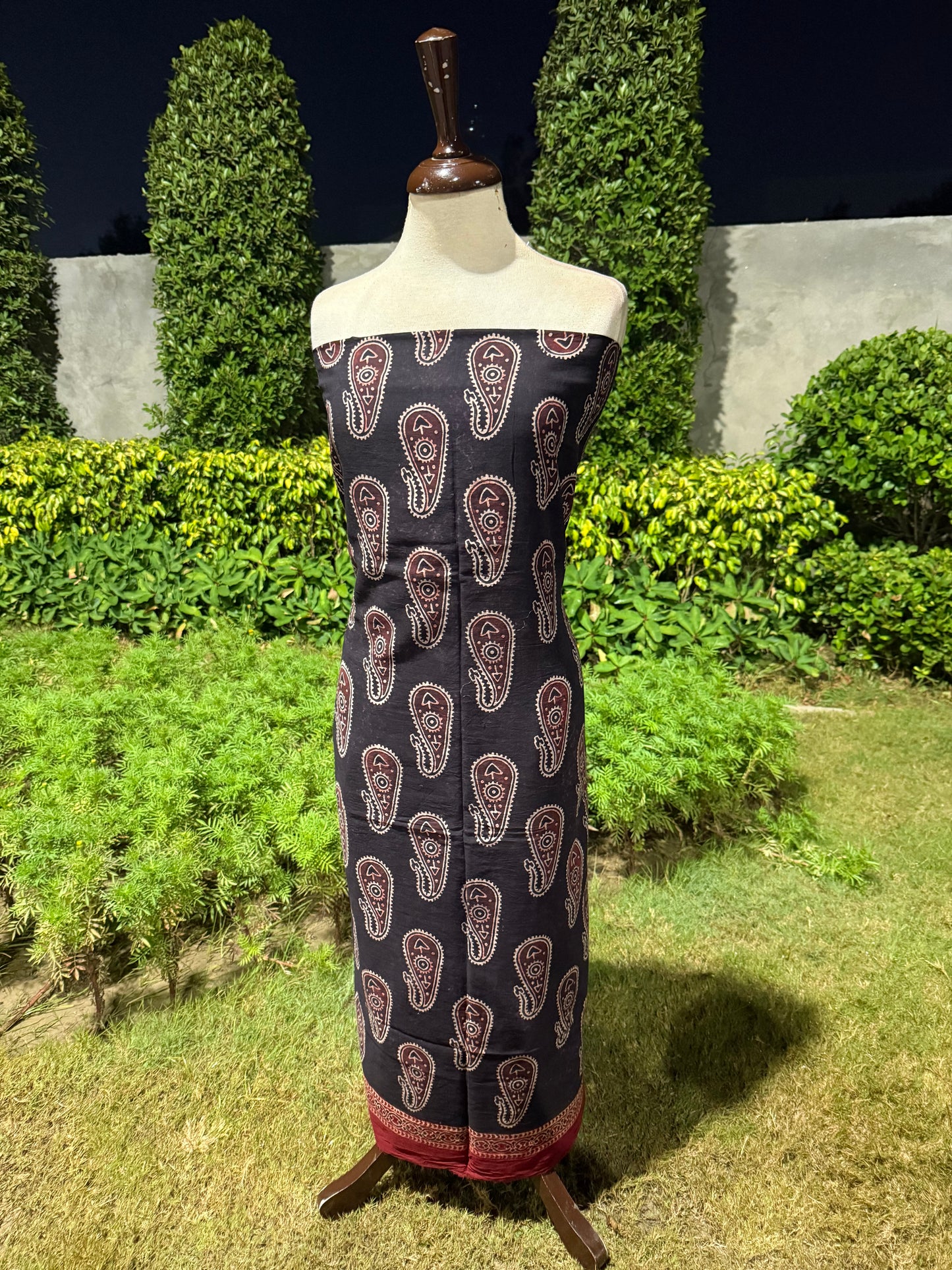 Lawn Natural dyed Shirt and dupatta