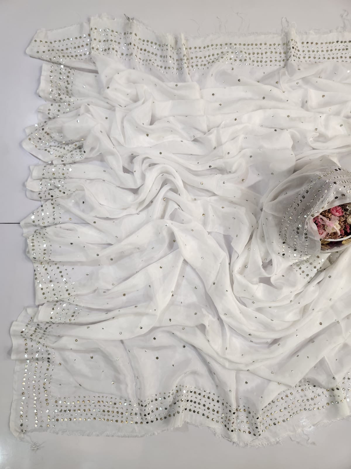 Haseen Silver Fardi & Button Mukesh Medium Silk Dupatta