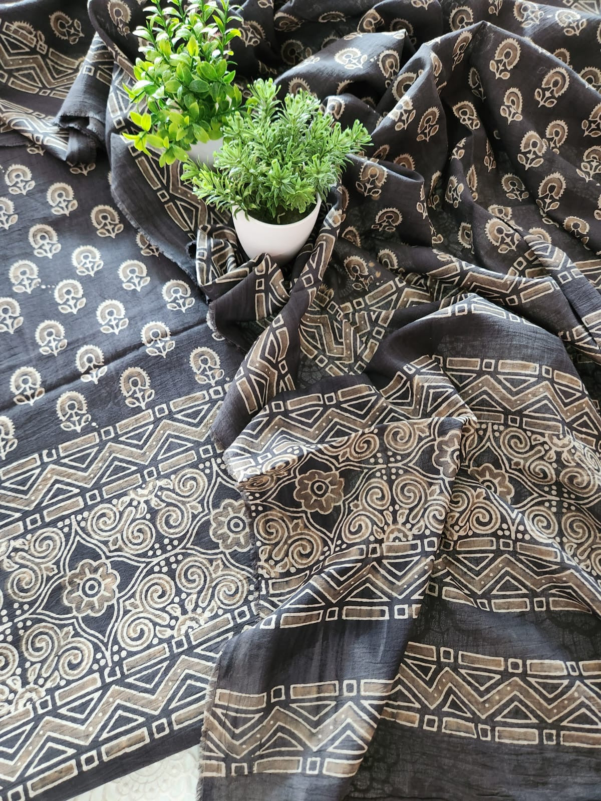Lawn Natural dyed 2pc advance payment