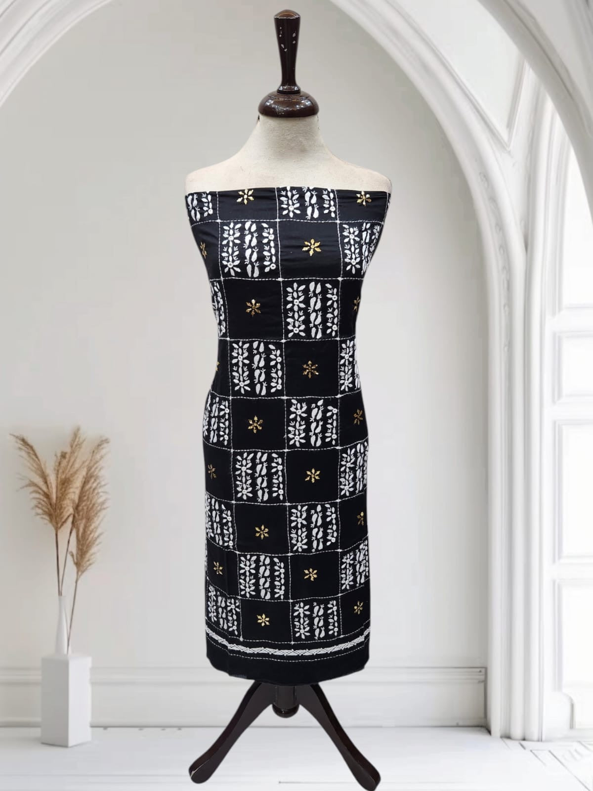 Tarkashi Mukesh Lawn shirt