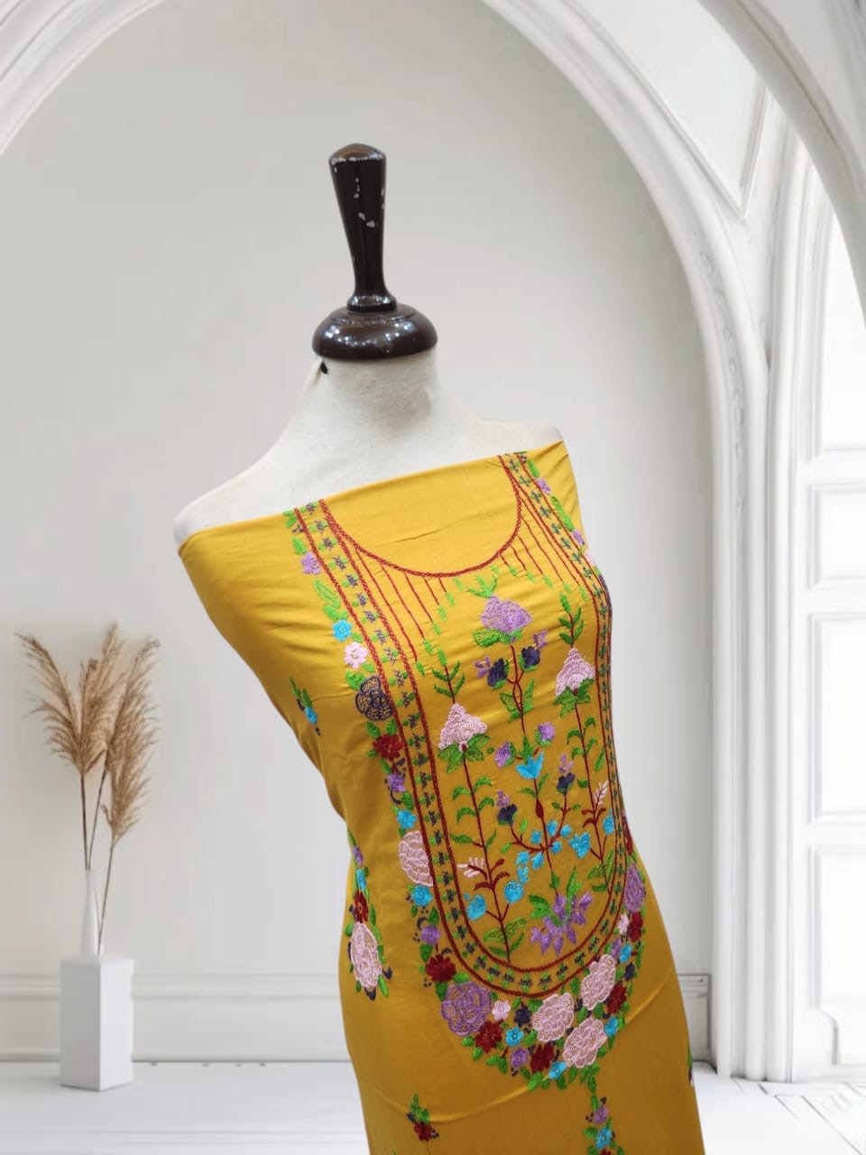 Branded lawn single thread shirt