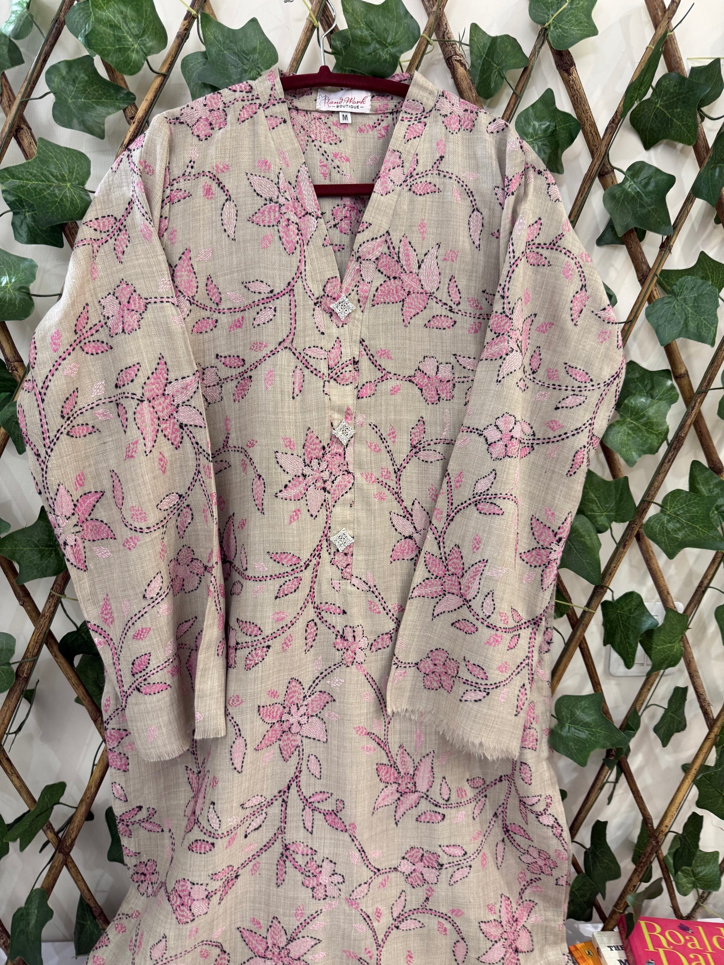 Premier Range Rare combo Pashmina kantha kurta Medium