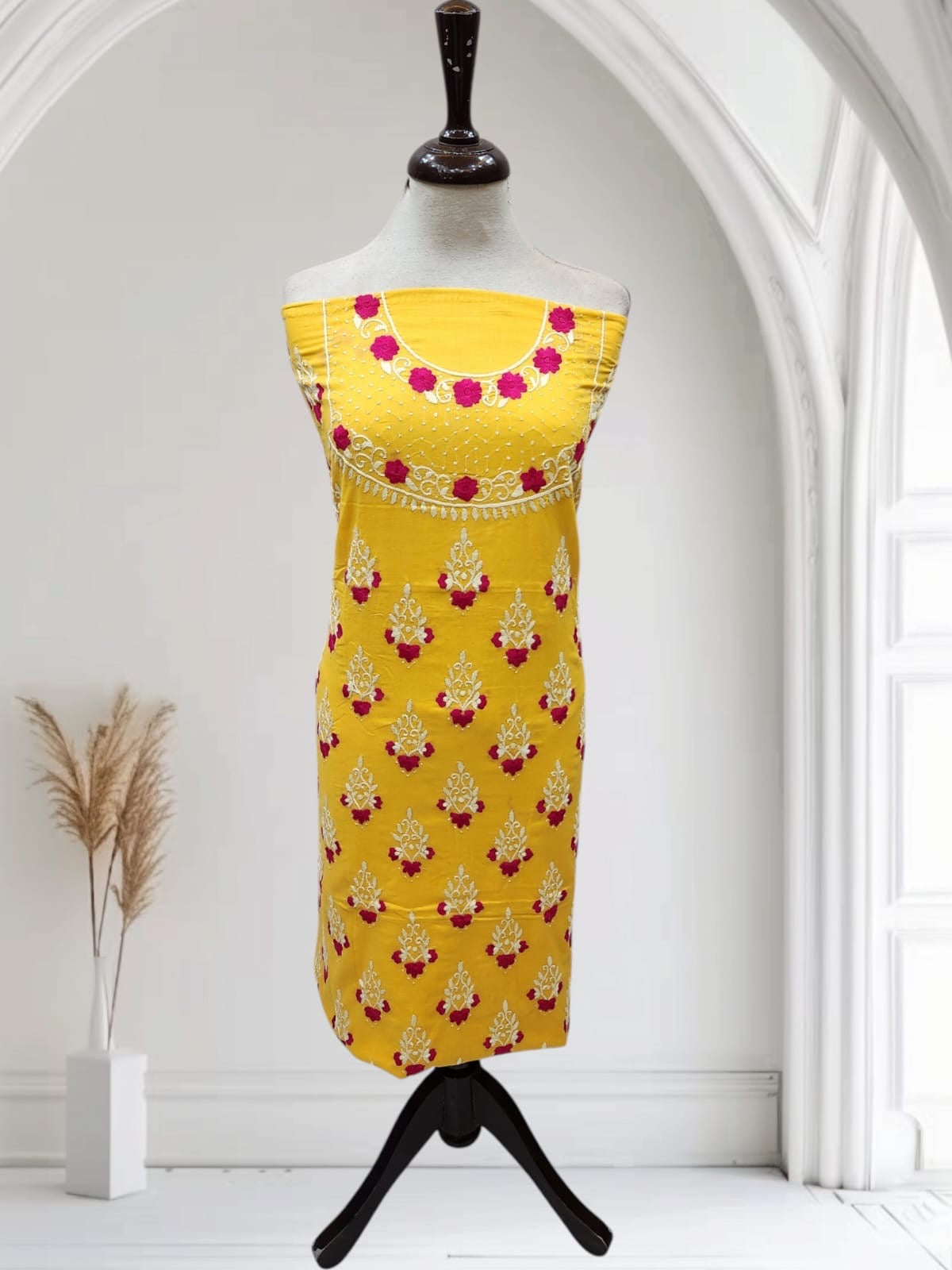 Pela Moti choor shade lawn hand embroidered shirt