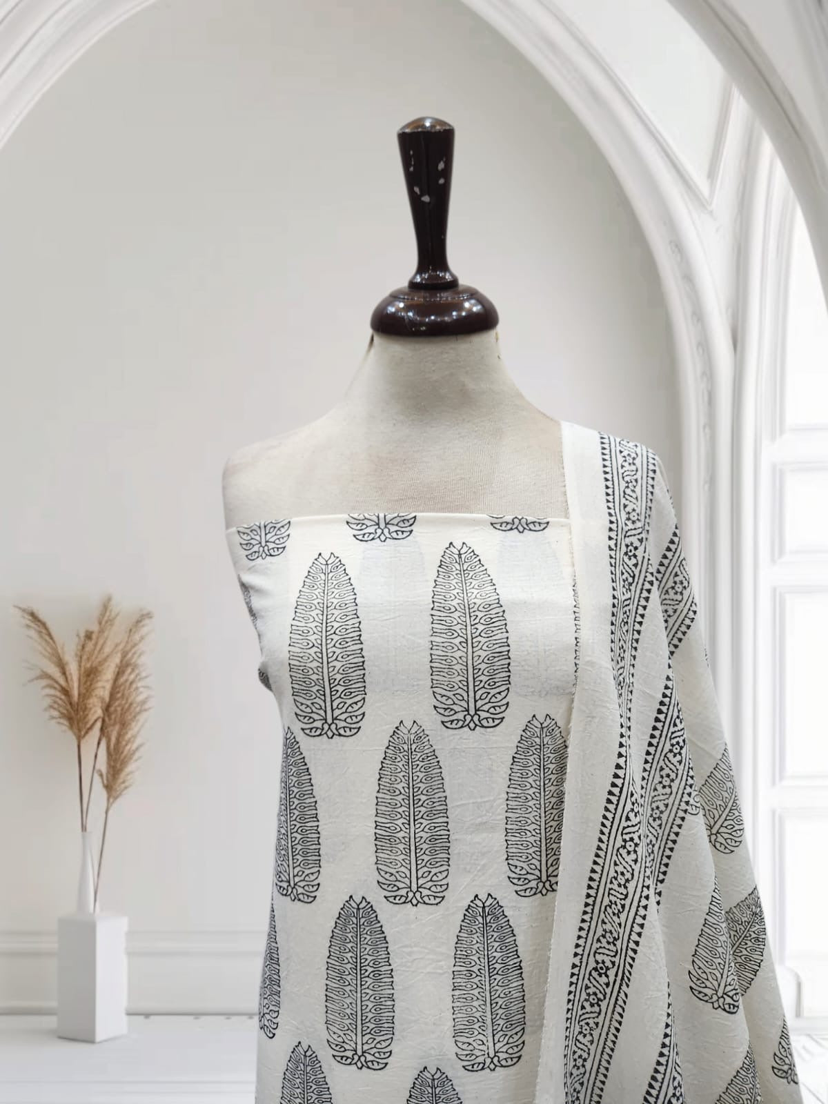 Lawn block print 2pc