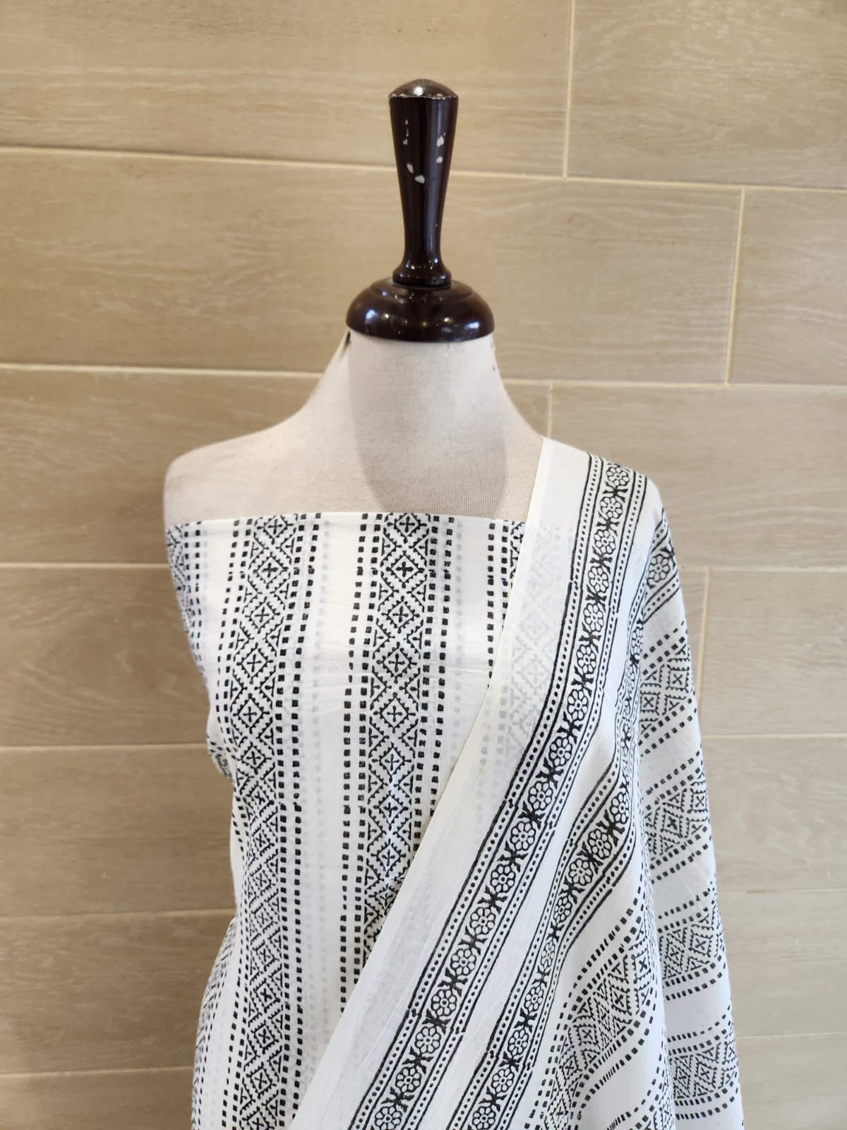 White & black block print 2pc (advance payment)