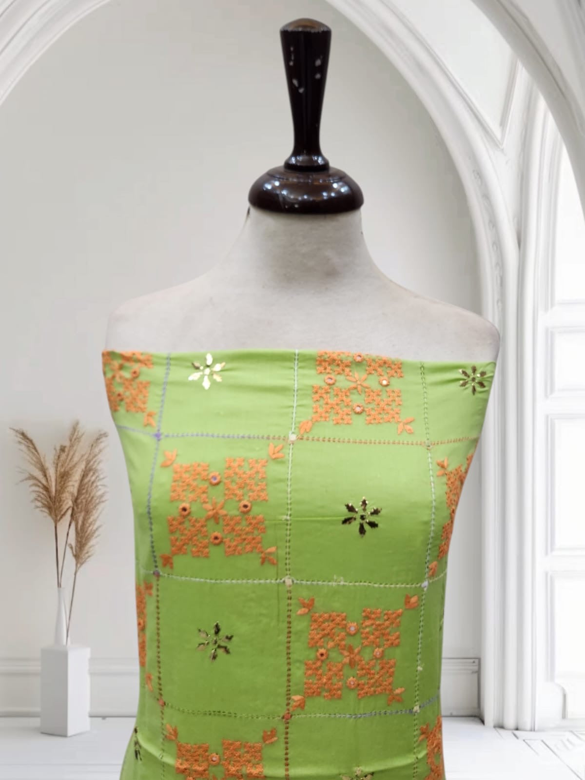 Tarkashi Mukesh Lawn shirt