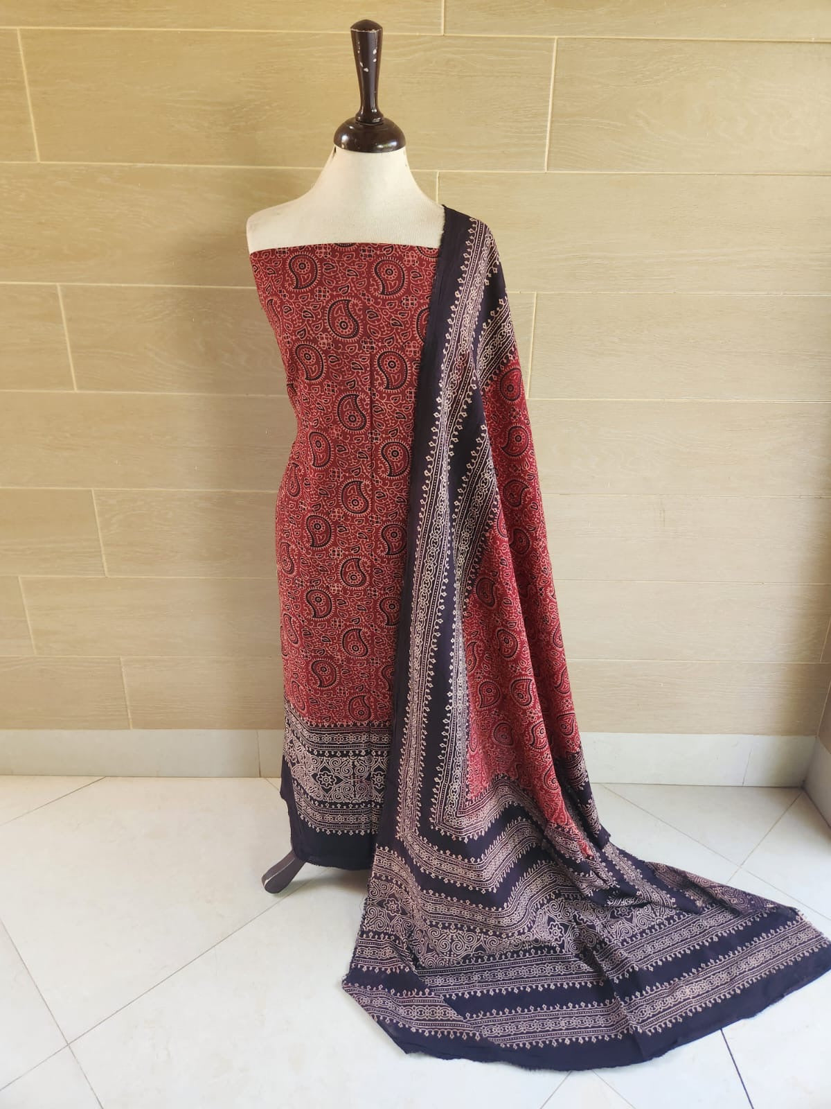 Lawn natural dyed shirt and dupatta
