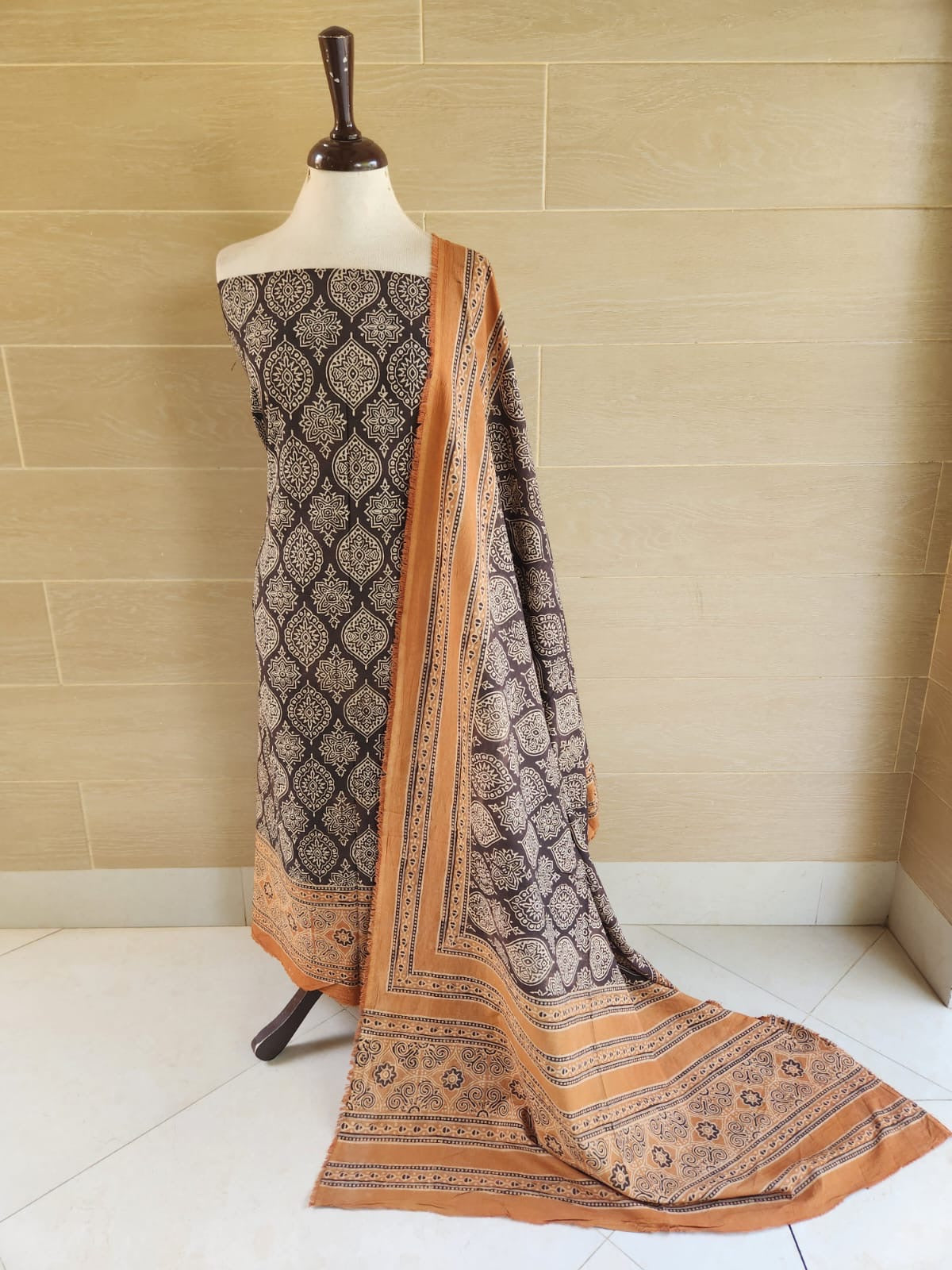 Lawn Natural dyed shirt and dupatta