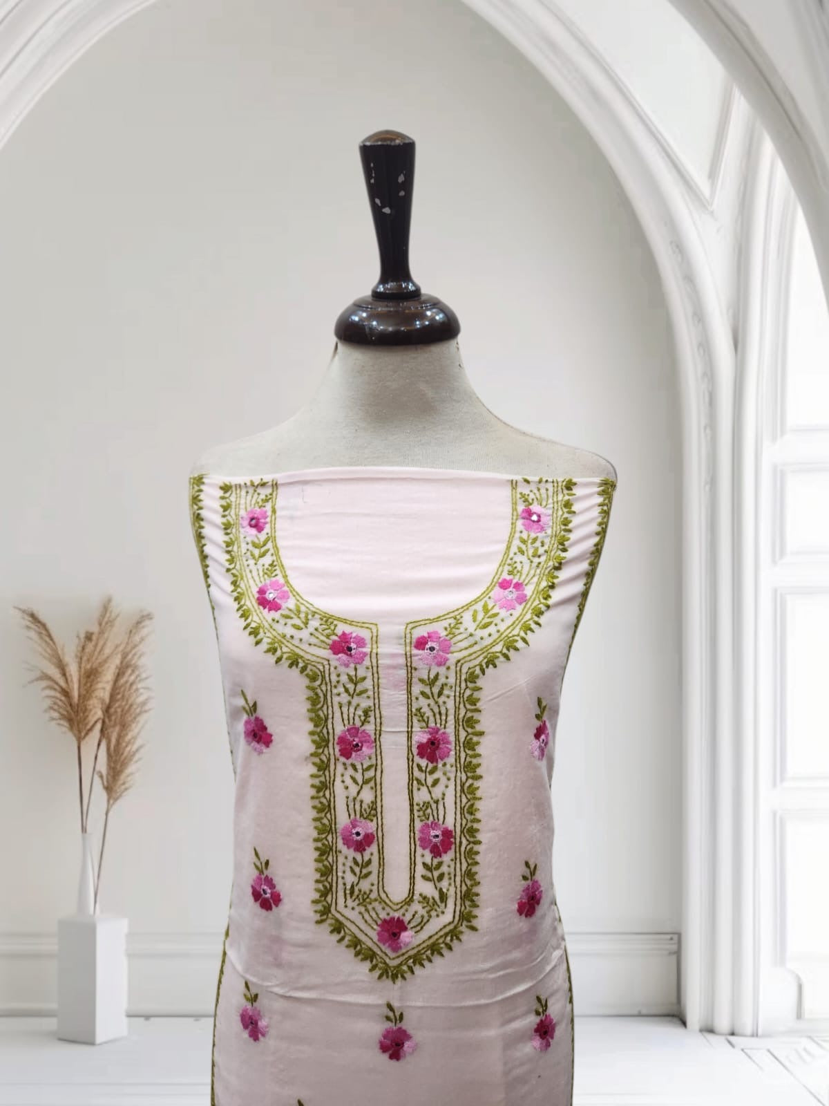 Most beautiful Daman embroidered lawn shirt