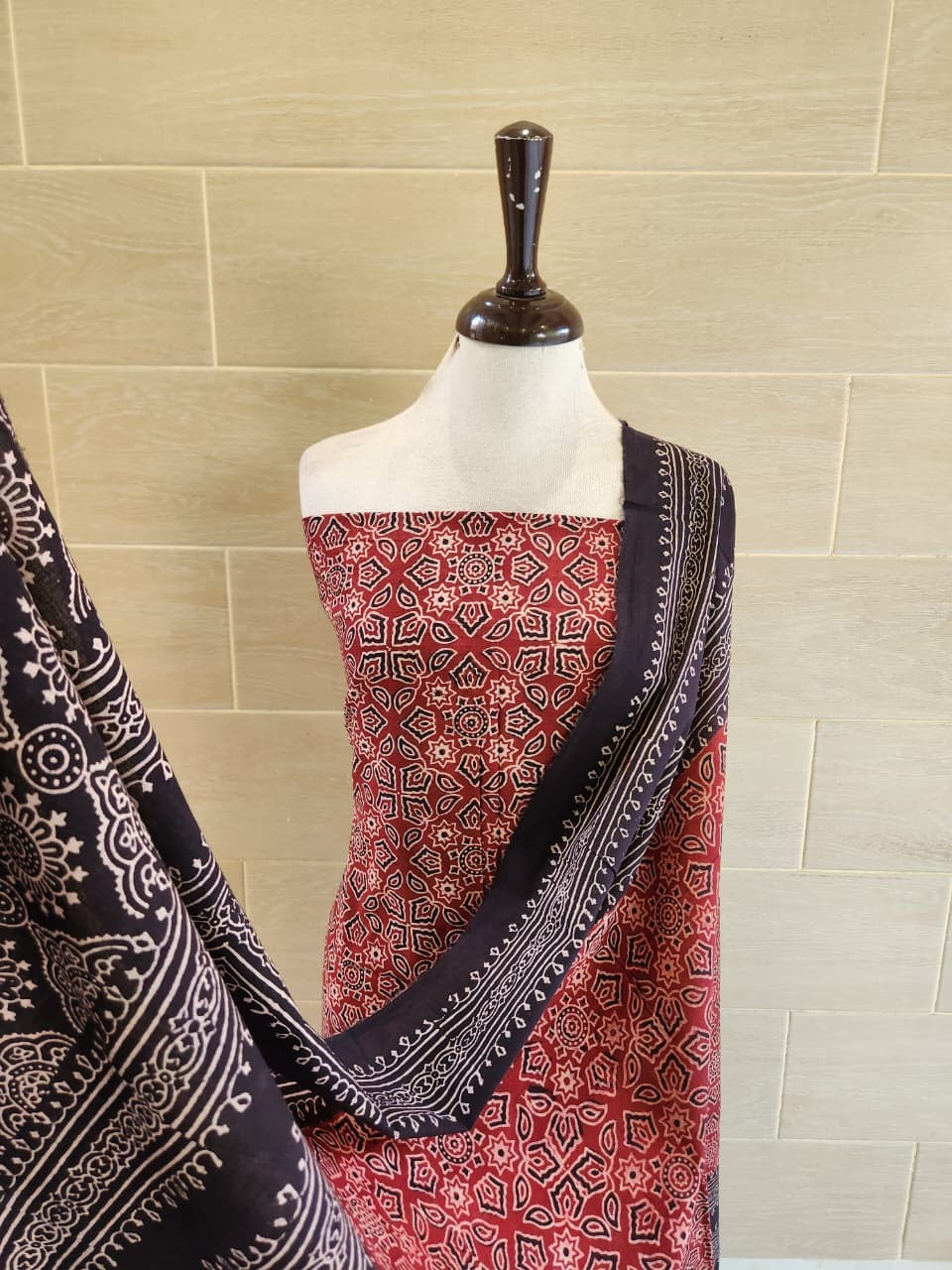 Lawn Natural Dyed shirt and dupatta