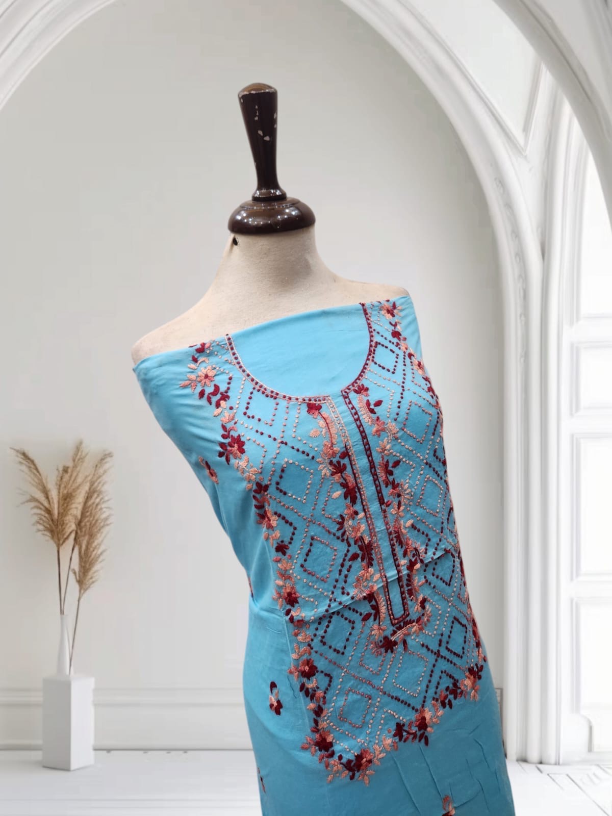 Kanthakari with bor hand embroidered lawn shirt