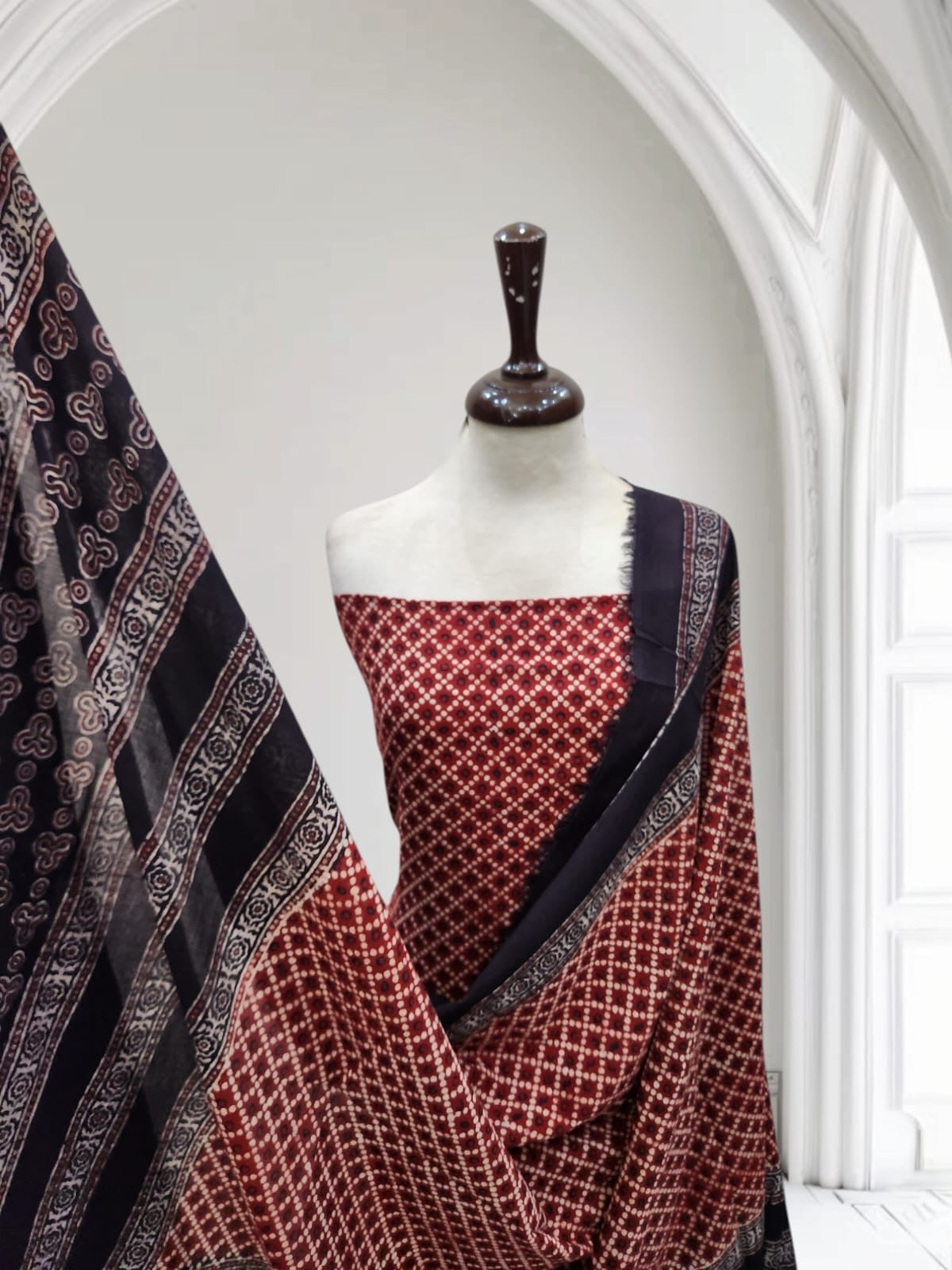 Lawn Natural dyed 2pc