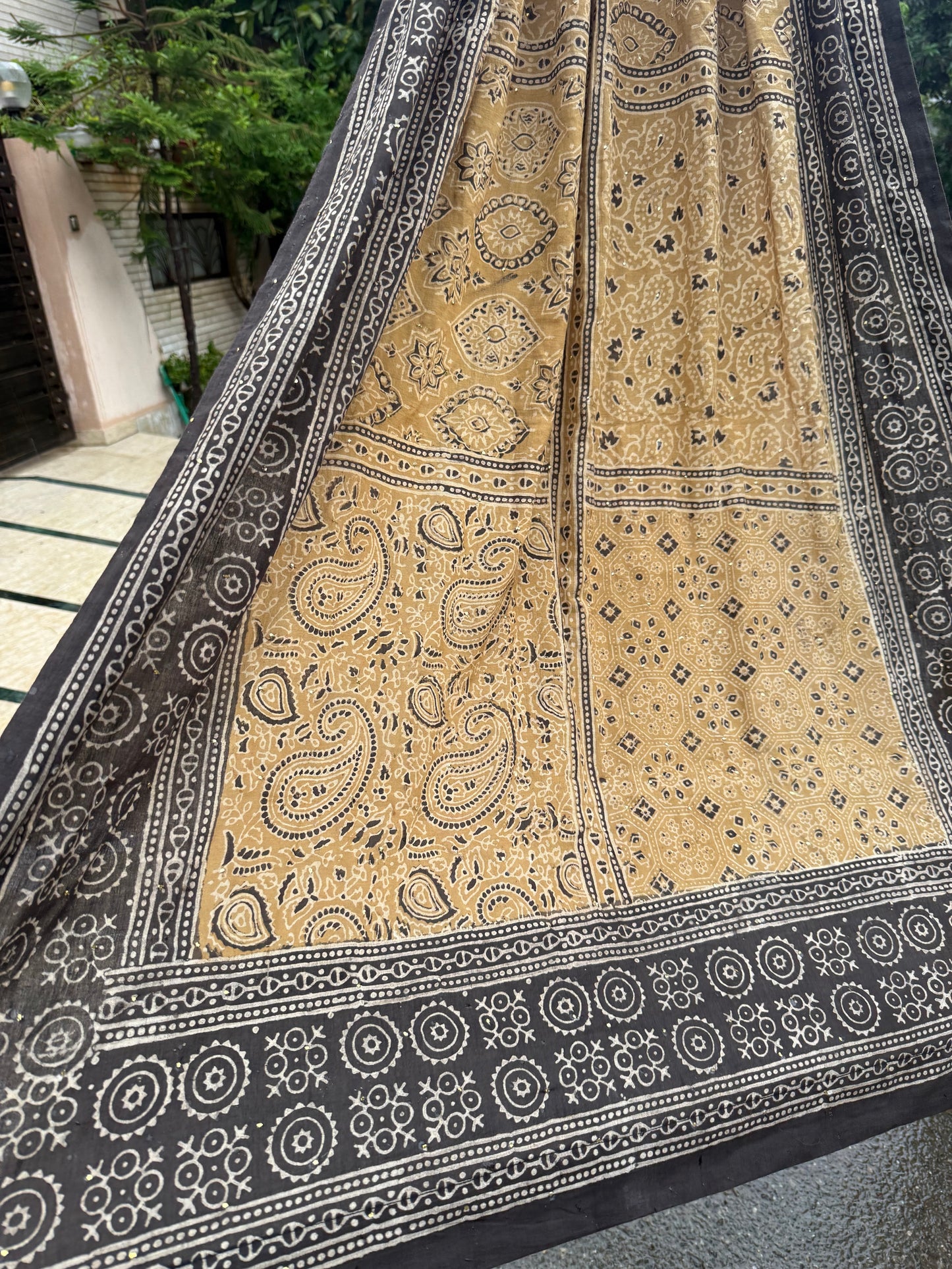 Mustard Lawn Mukesh chadar چادر