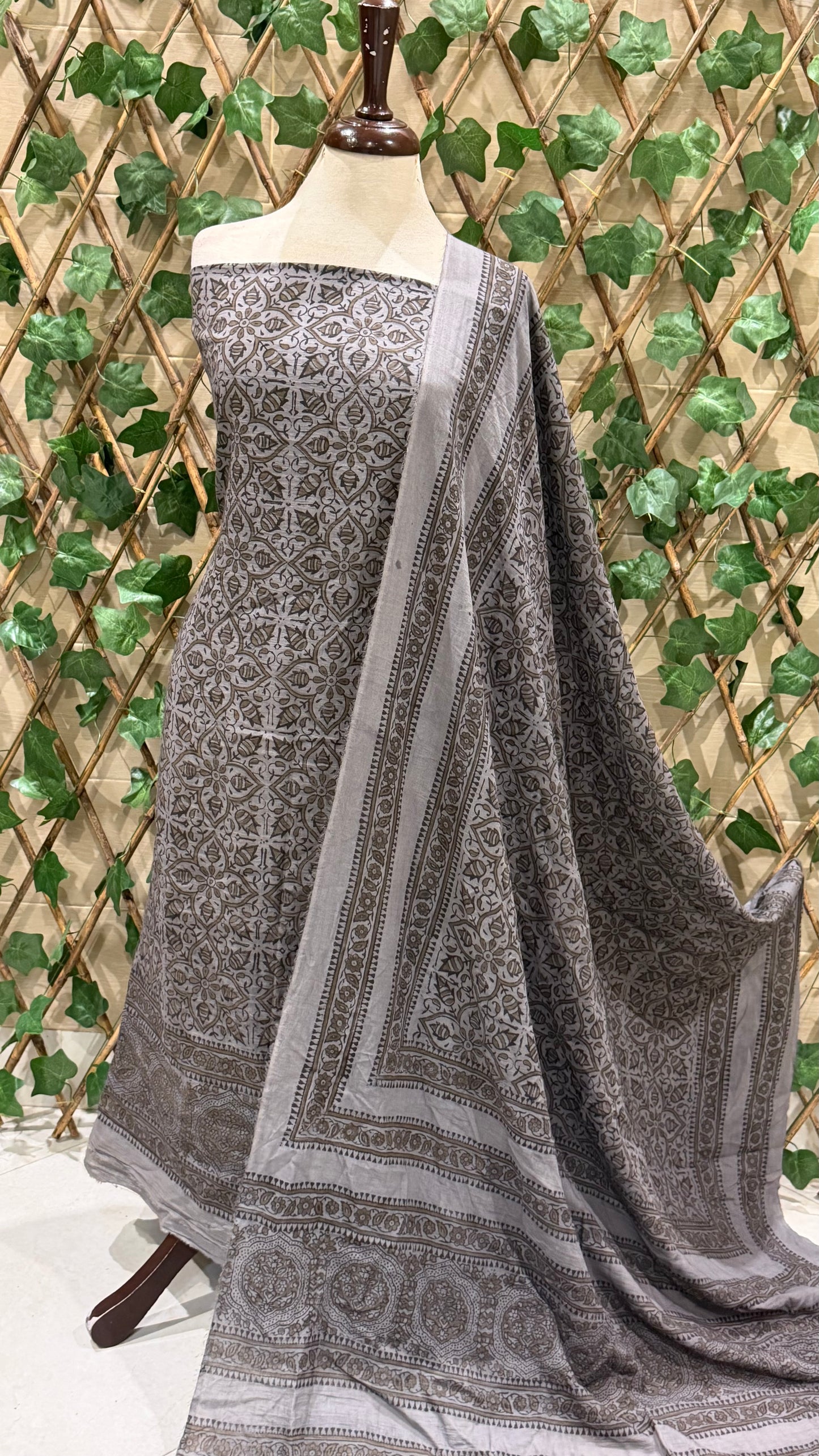 Lawn Natural dyed shirt dupatta