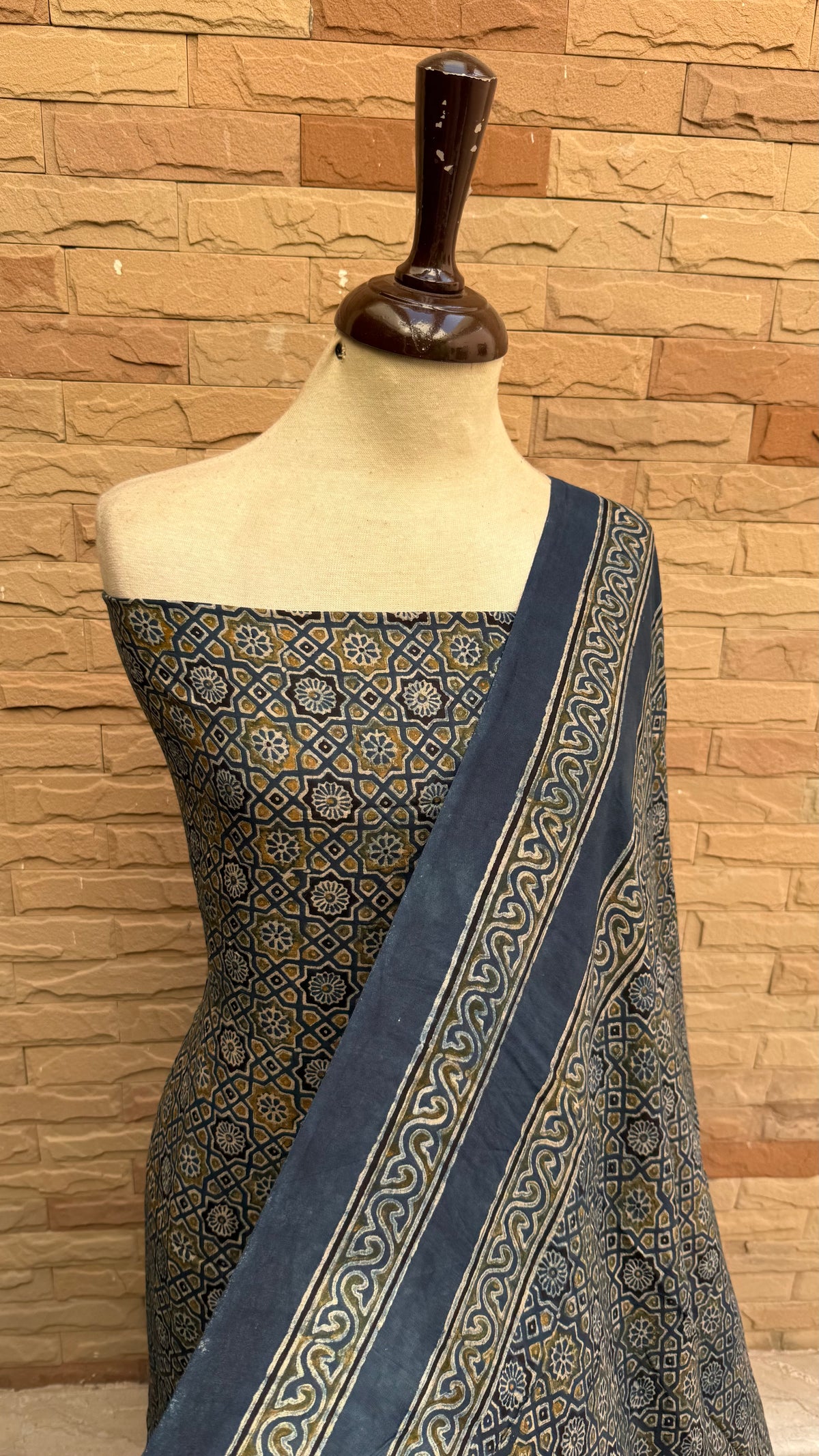 Linen 2pc natural dyed