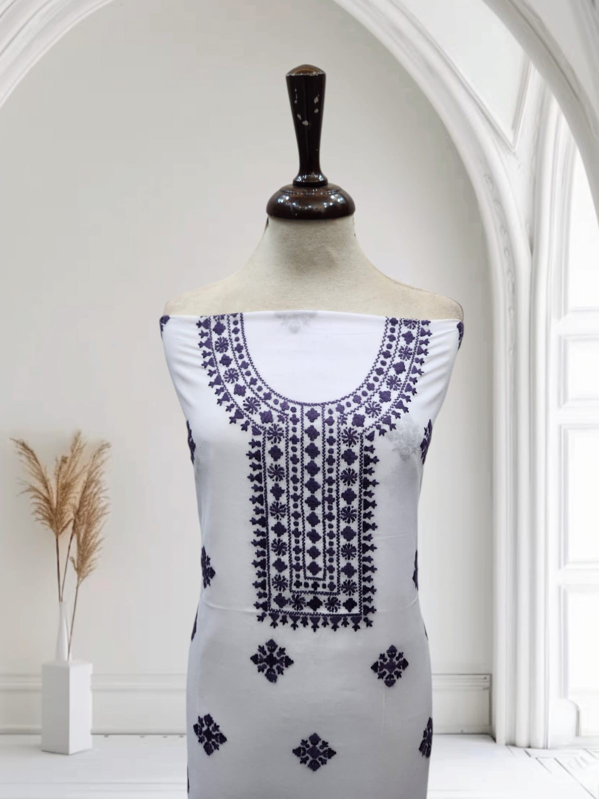 Gull e sitta lawn hand embroidered shirt