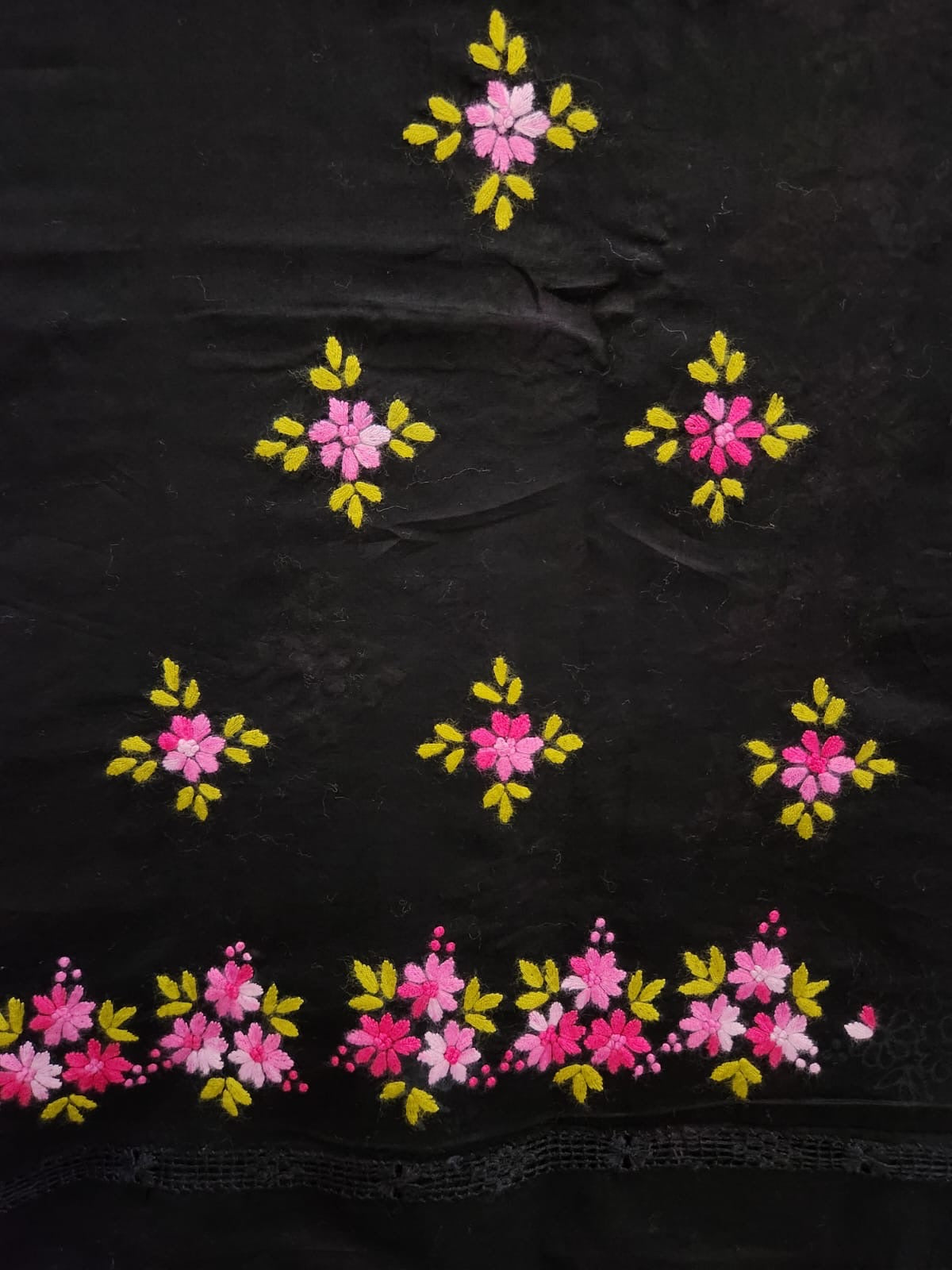 Lawn 2pc Tarkashi hand Embroidered Suit