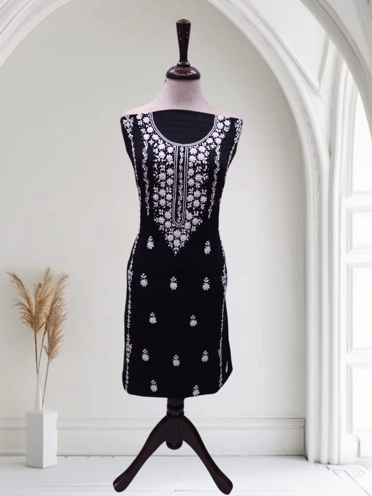 Heavy Embriodered Lawn Shirt black & White