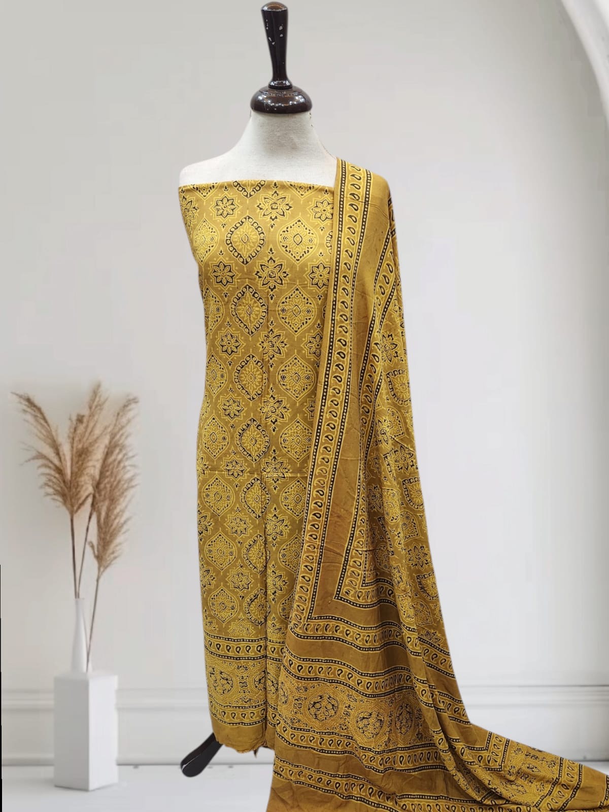 Natural dyed linen 2pc