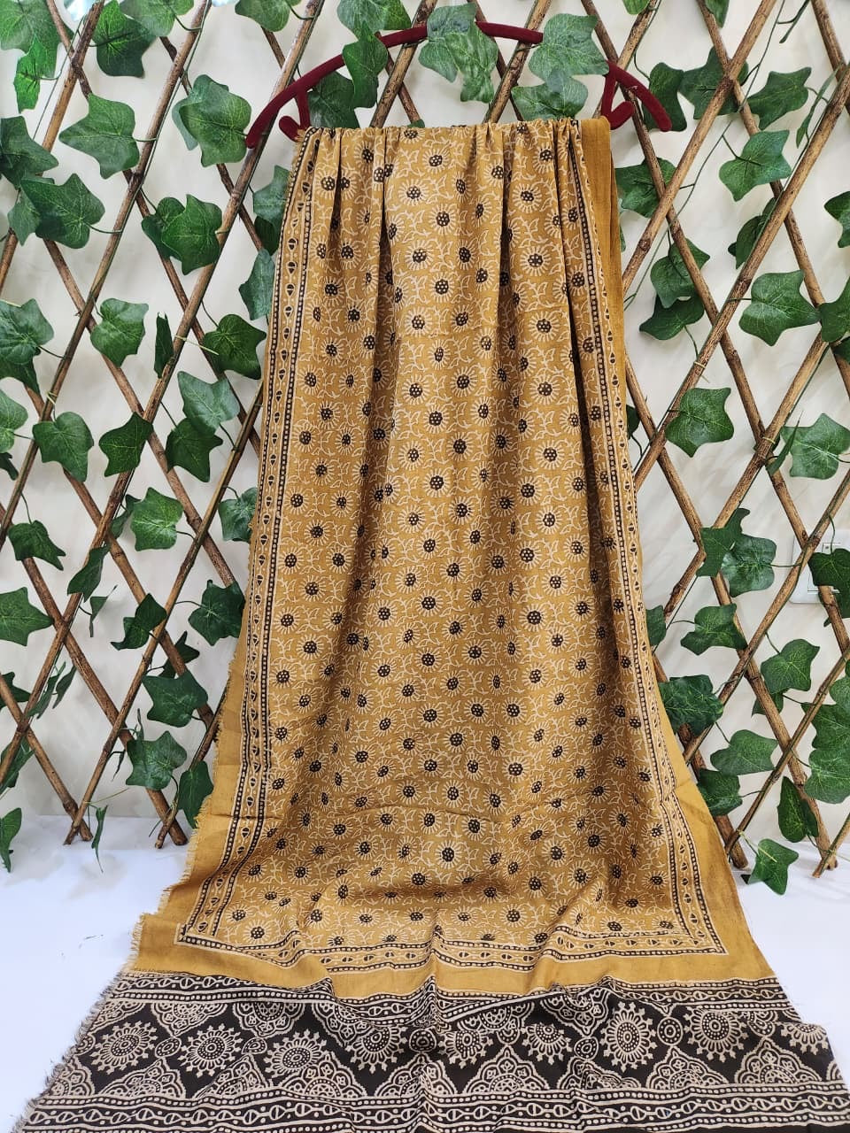 Exclusive Lawn Stoller (Mini scarf 🧣) with long lenght