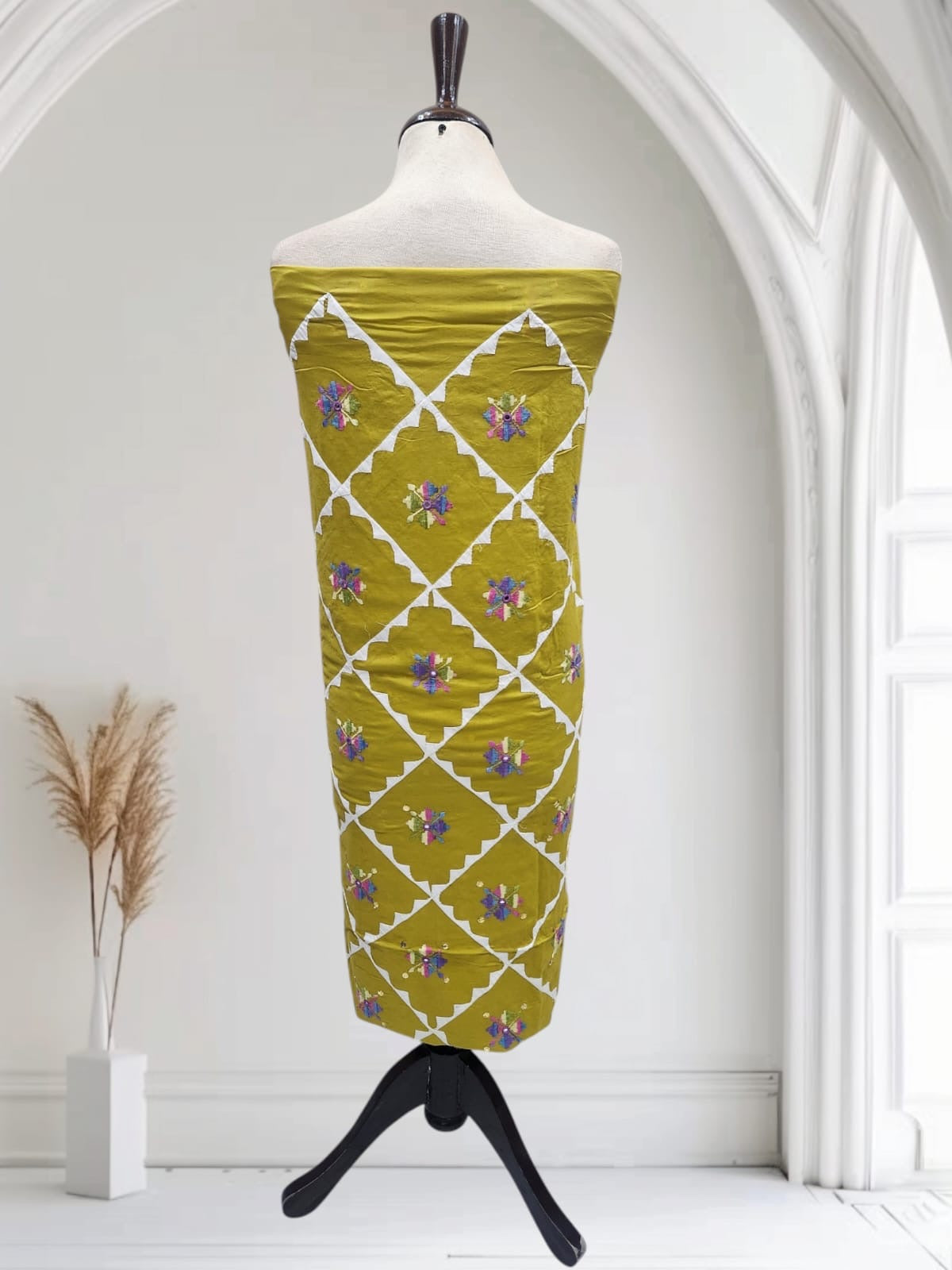 Full Applique Mukesh embroidered lawn shirt with chiffon dupatta