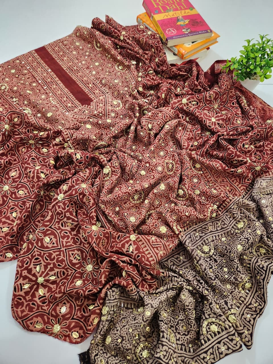 Lawn Natural Dyed Shirt With Adda Work