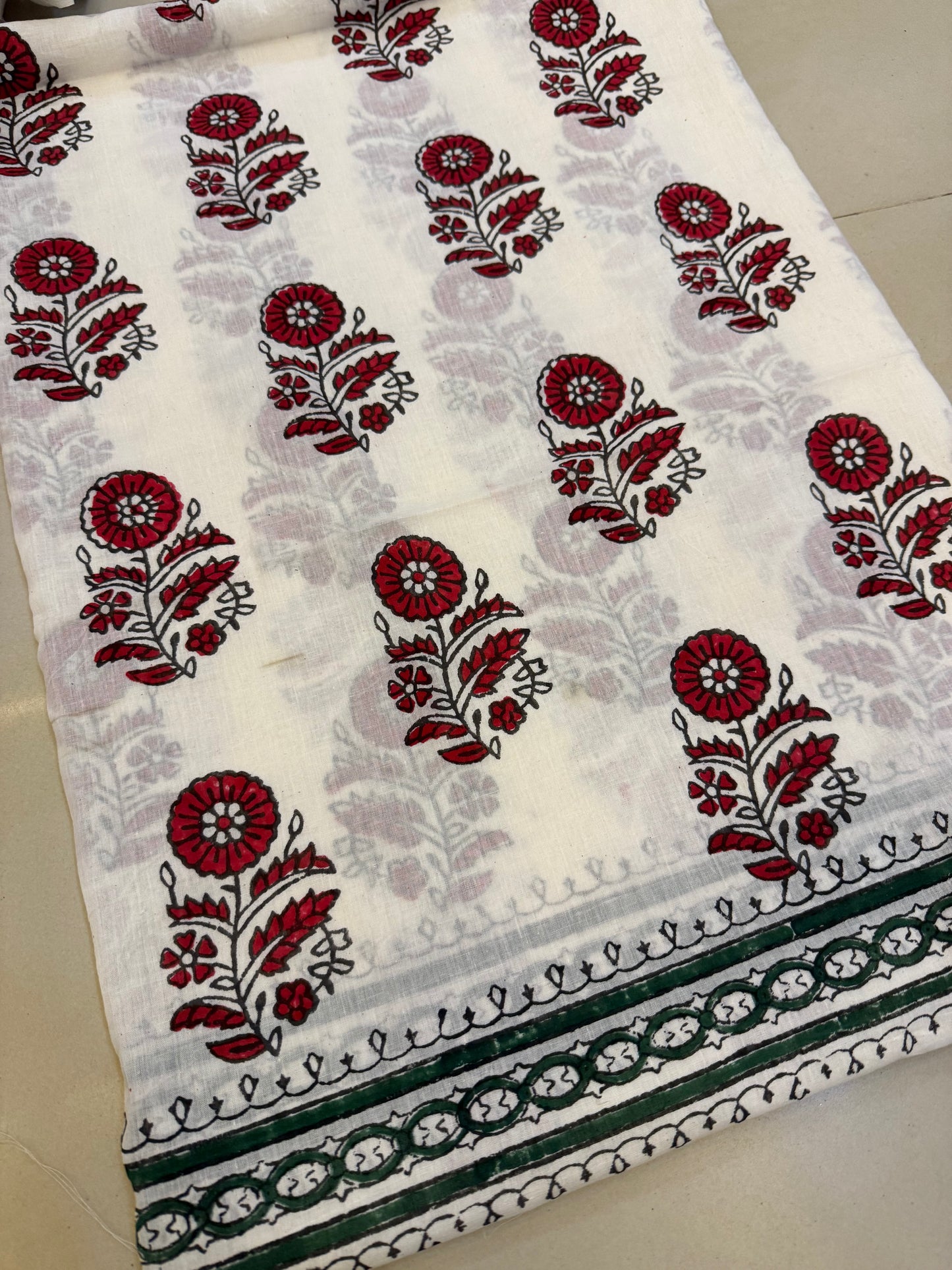 Block print lawn shirt & dupattaRed & green