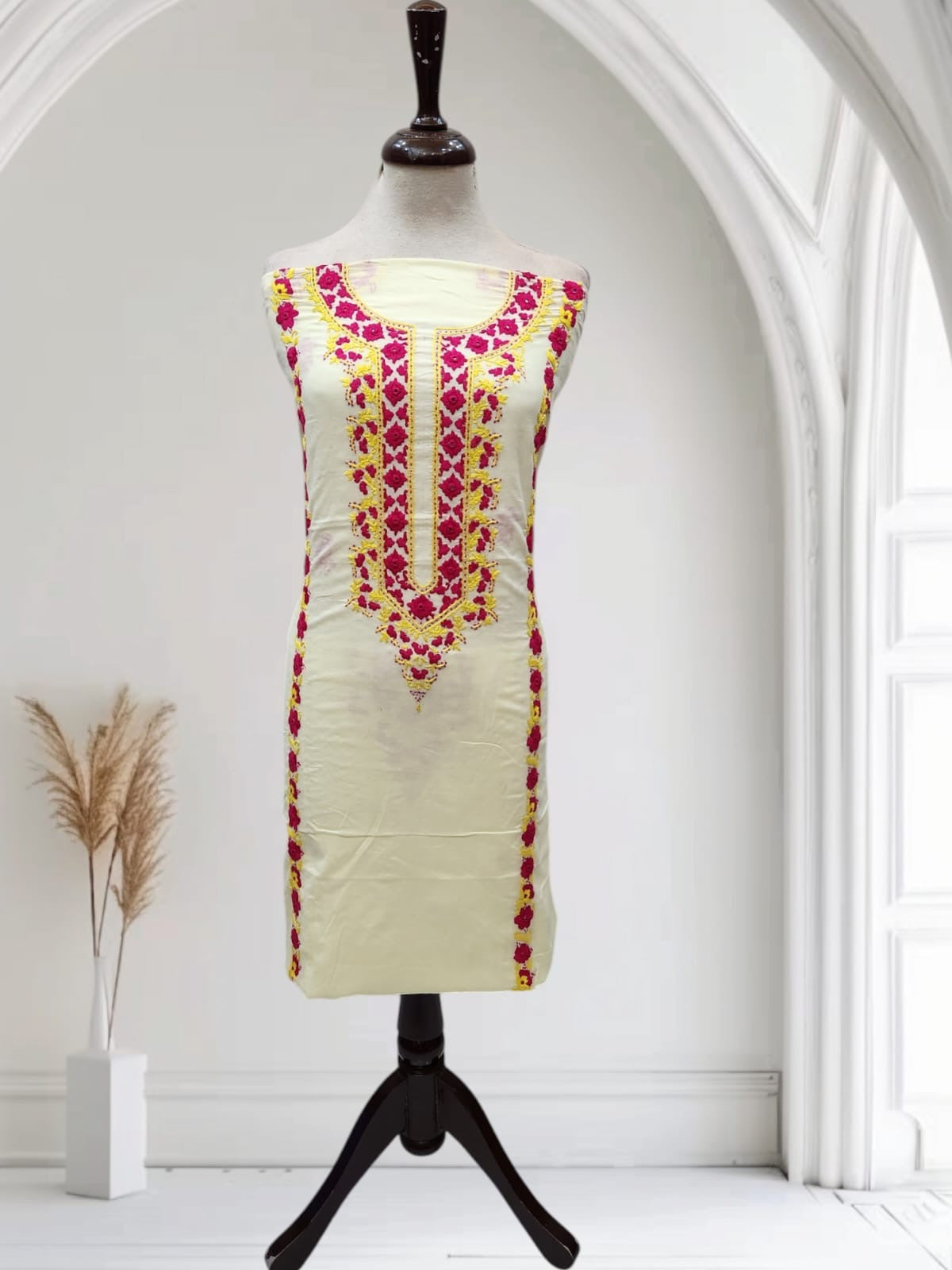 Gull e sitta lawn hand embroidered shirt Lemon
