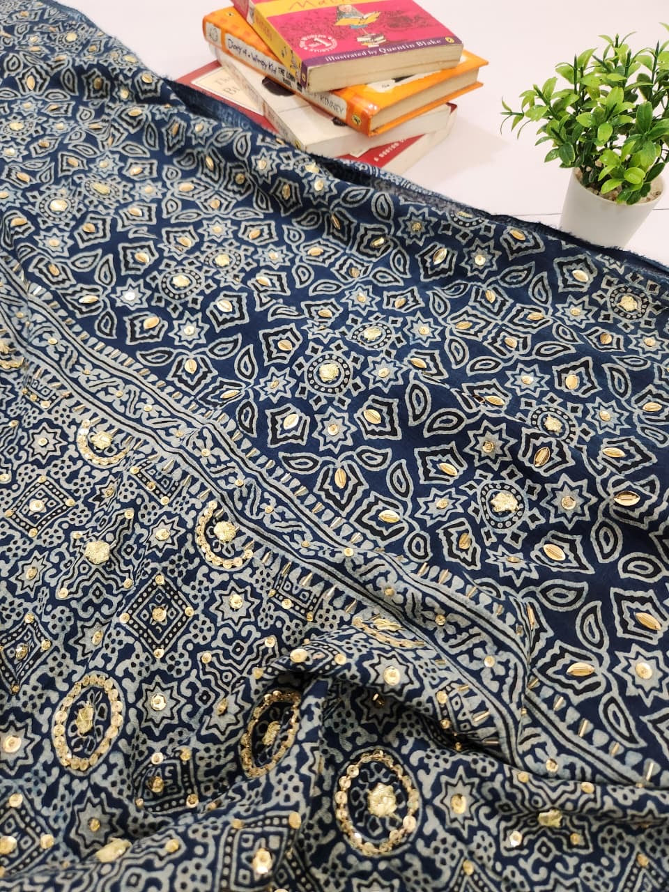 Lawn Natural Dyed Shirt With Adda Work